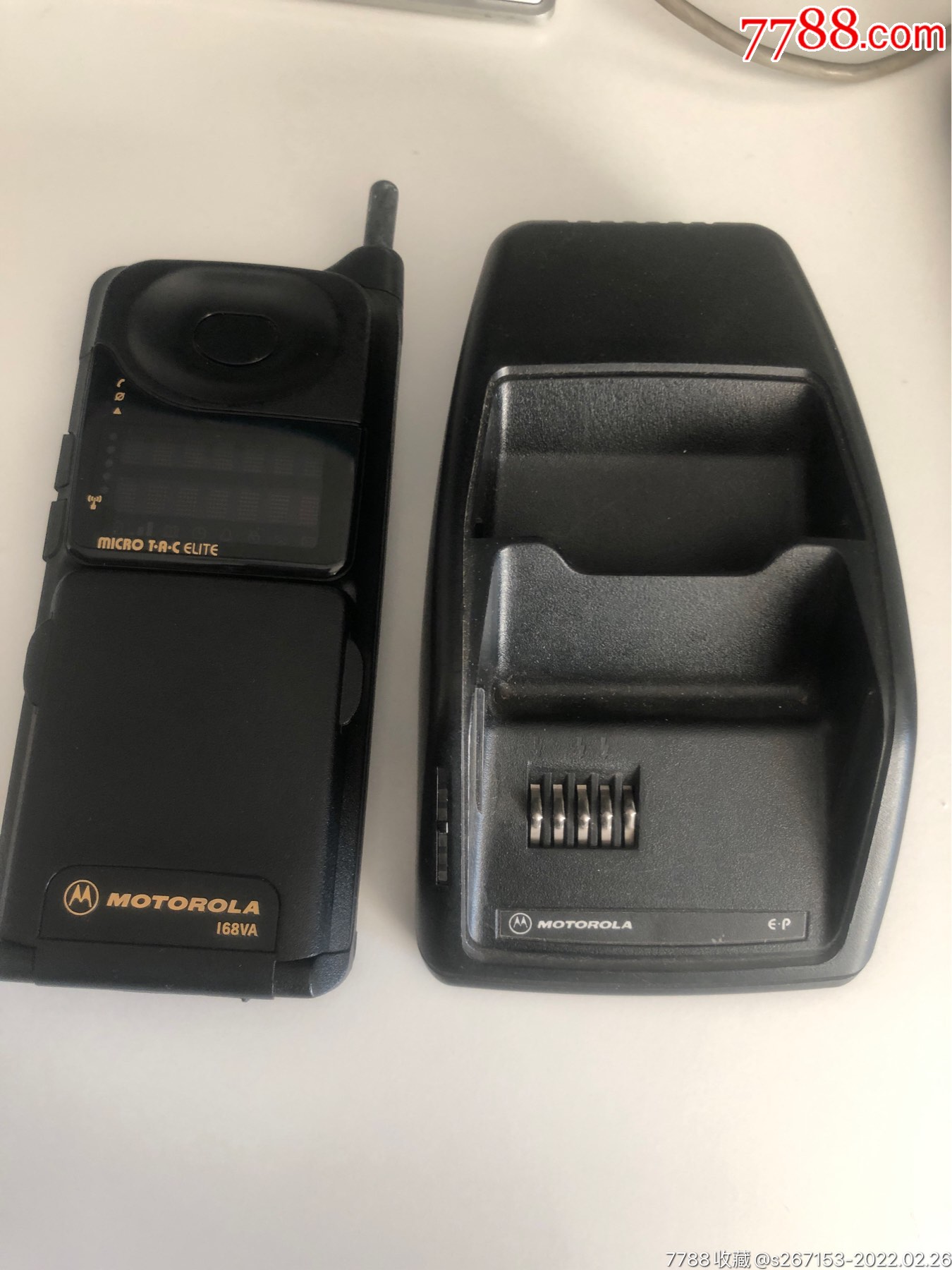 摩托罗拉168va翻盖手机