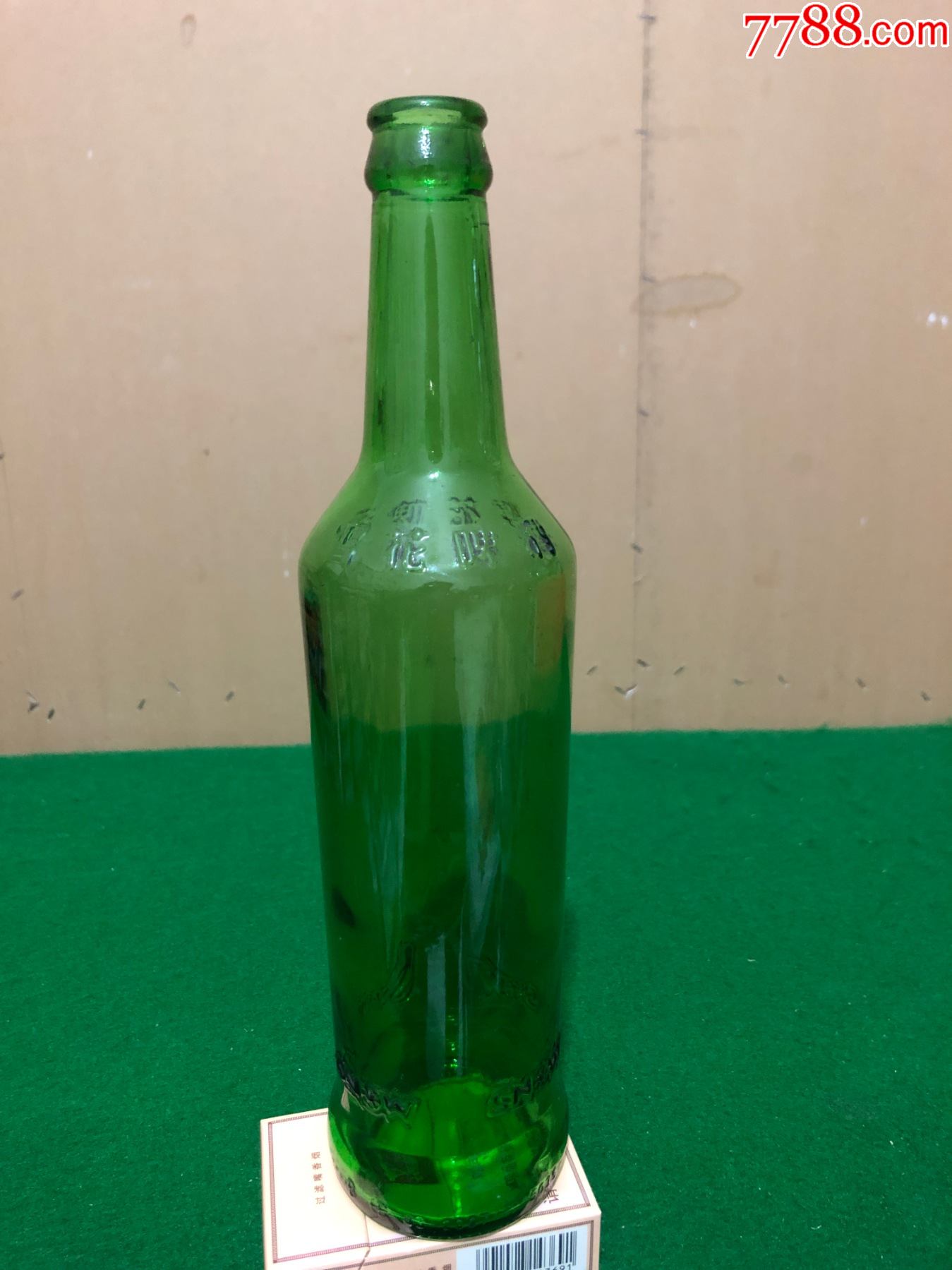 雪花啤酒空瓶子照片图片