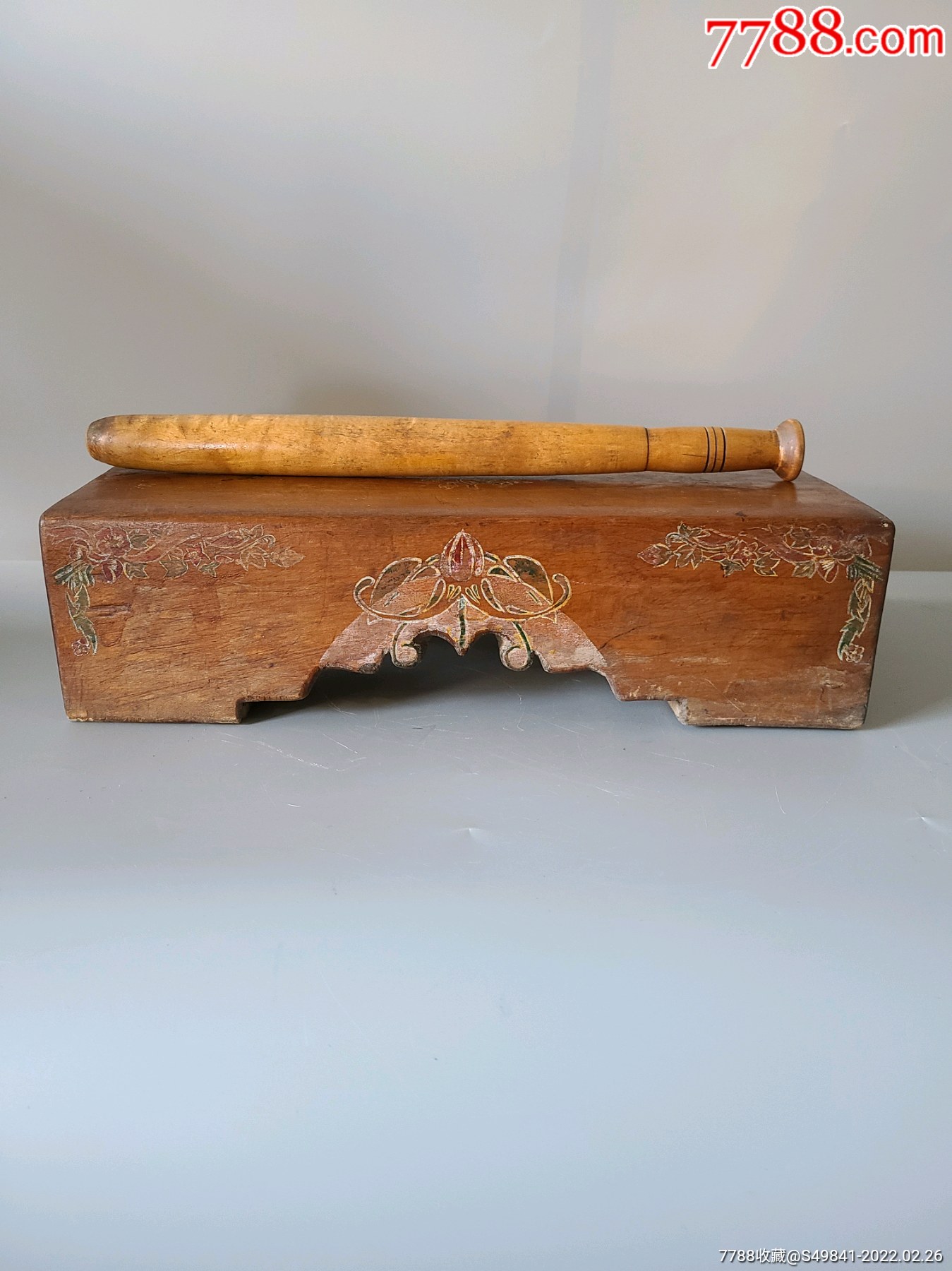 朝鲜百年厚重铁桦木制老木墩木器带木棒