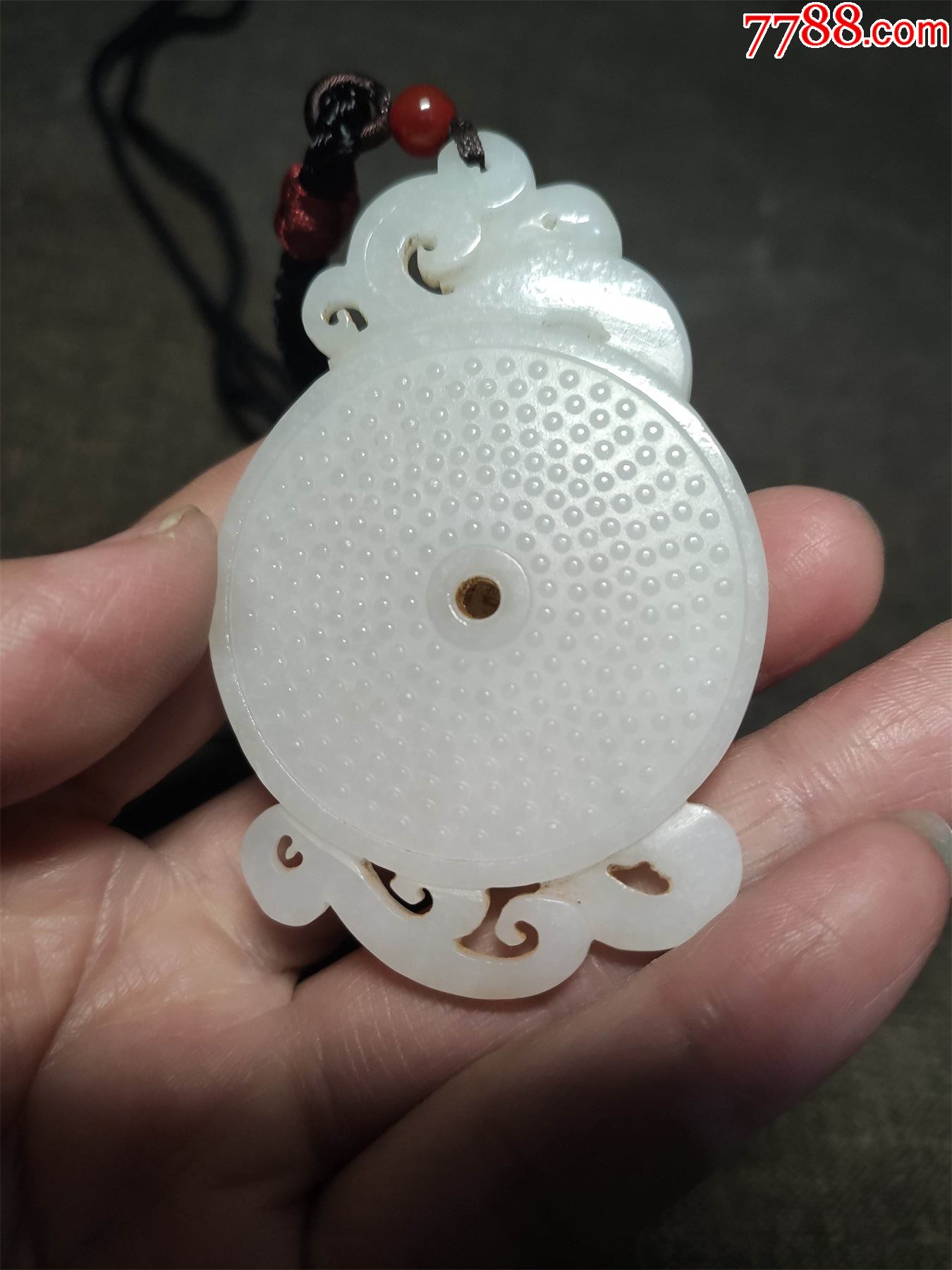 和田玉螭龙玉璧