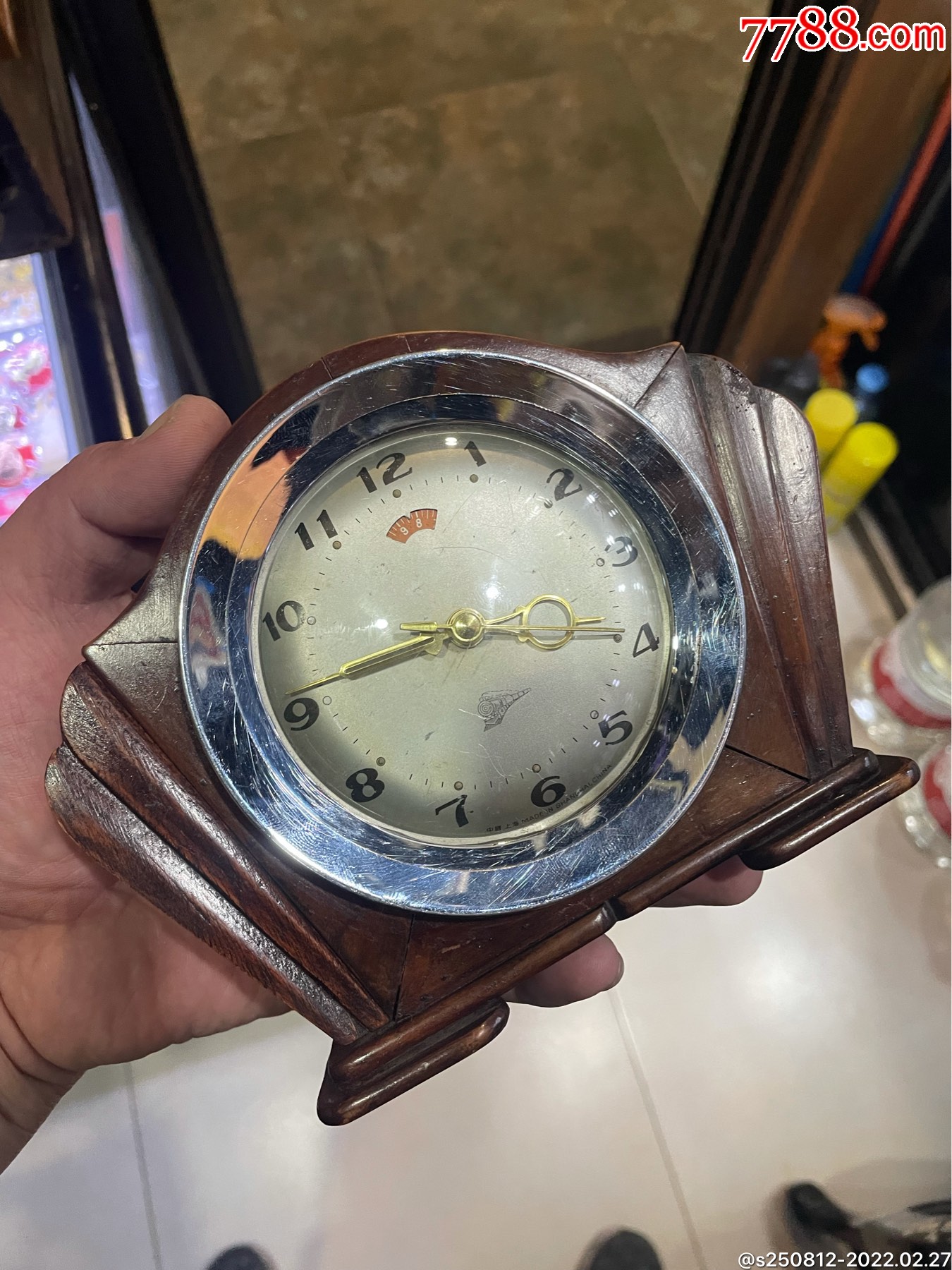 火车头牌黄花梨闹钟