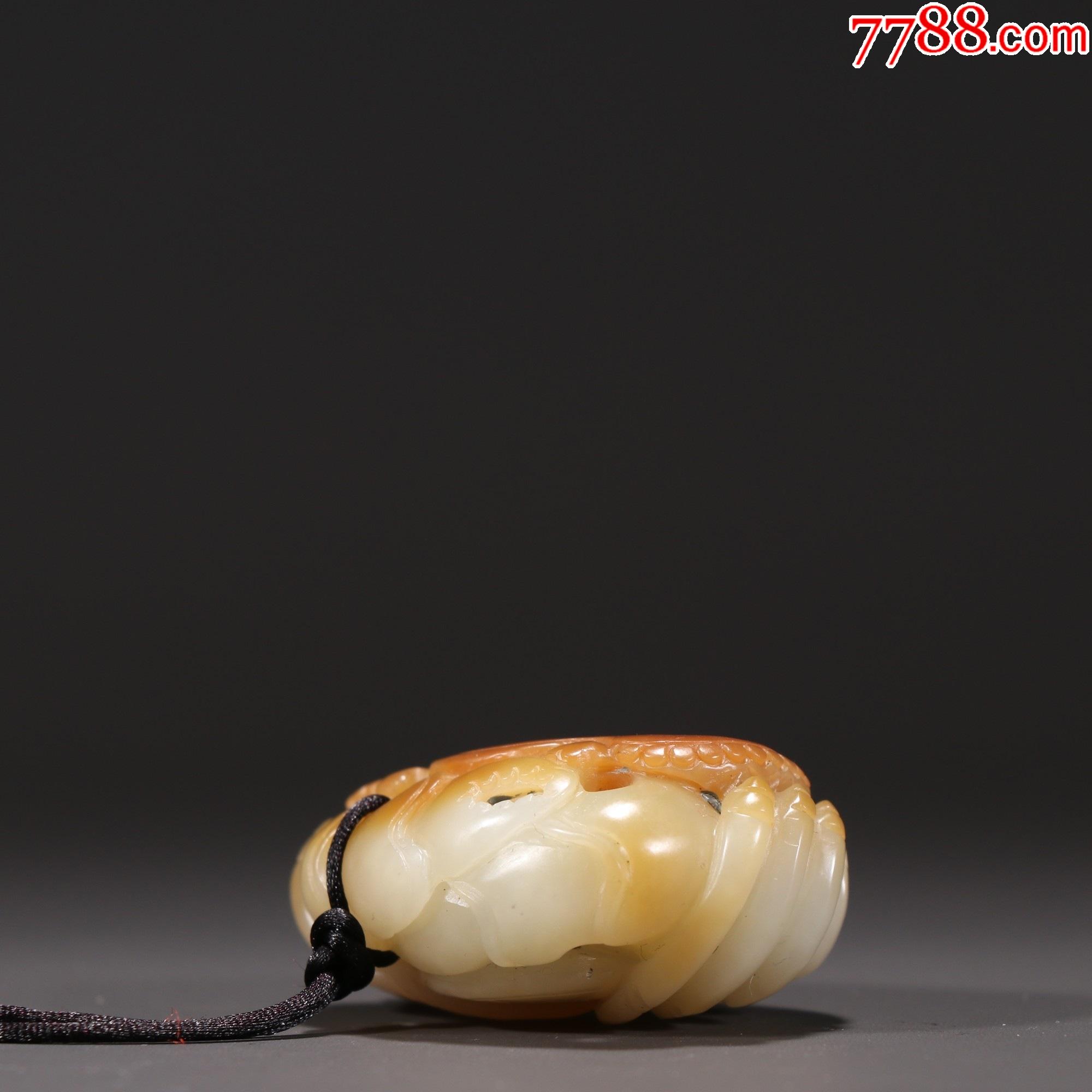 和田玉螃蟹雕件