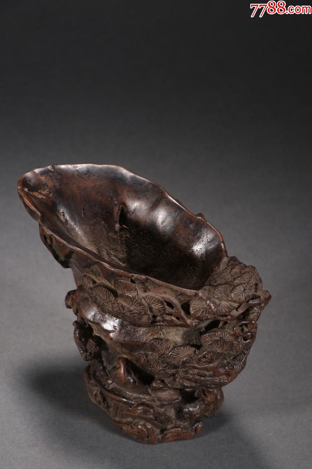 沉香雕松花人物杯