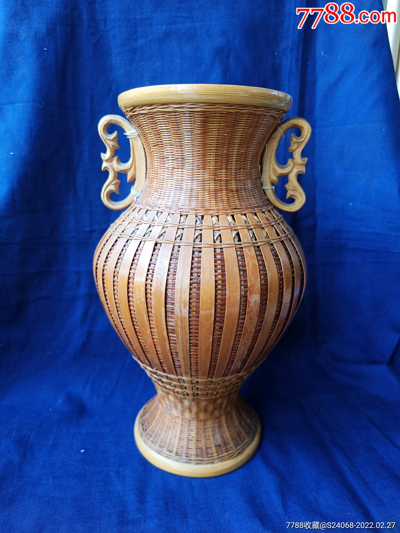 竹子编的花瓶高28厘米