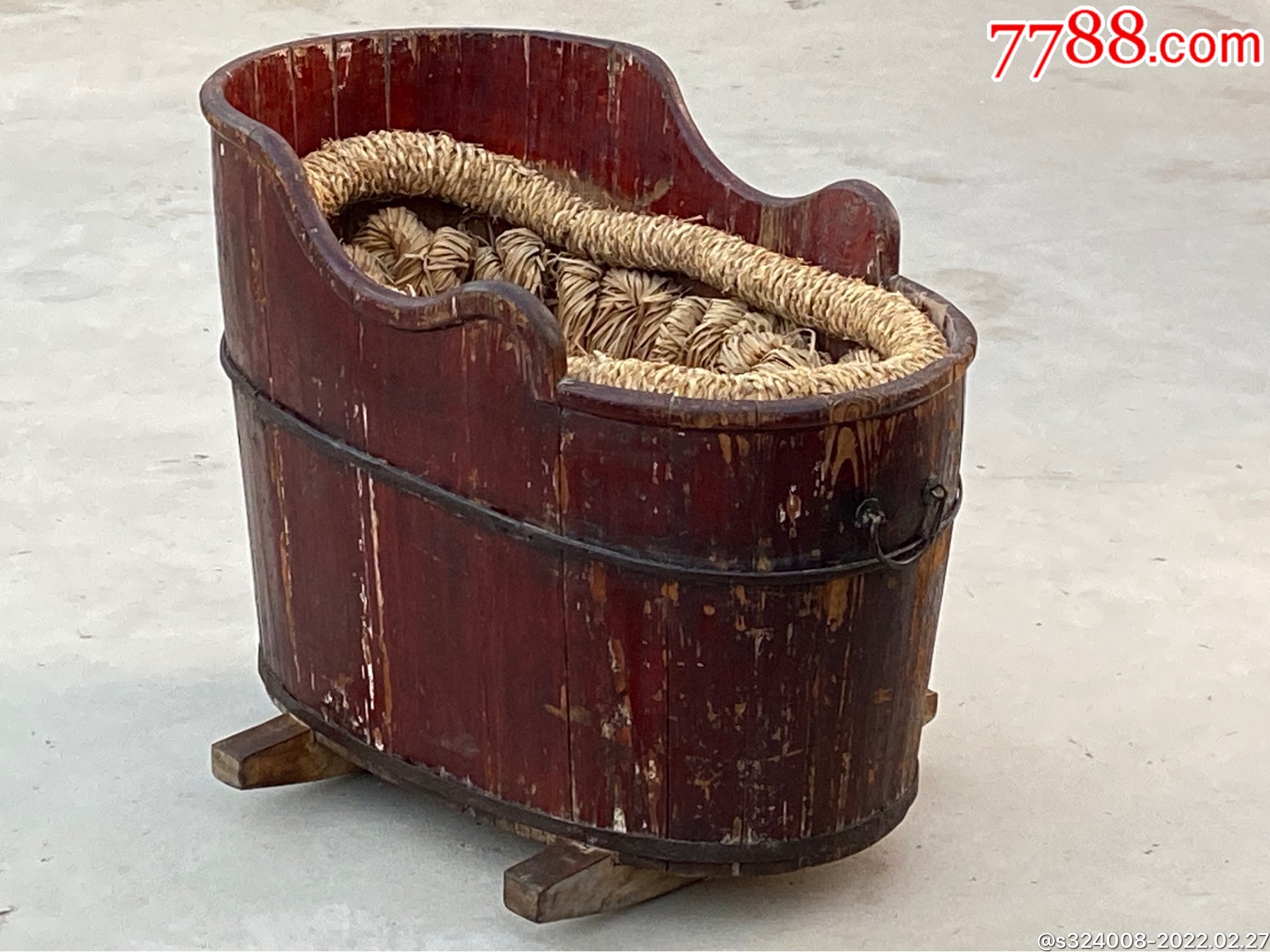 清代木摇篮,铁拉环带四枚铜钱,两道铁箍,全品完整,民俗收藏佳品!-价格