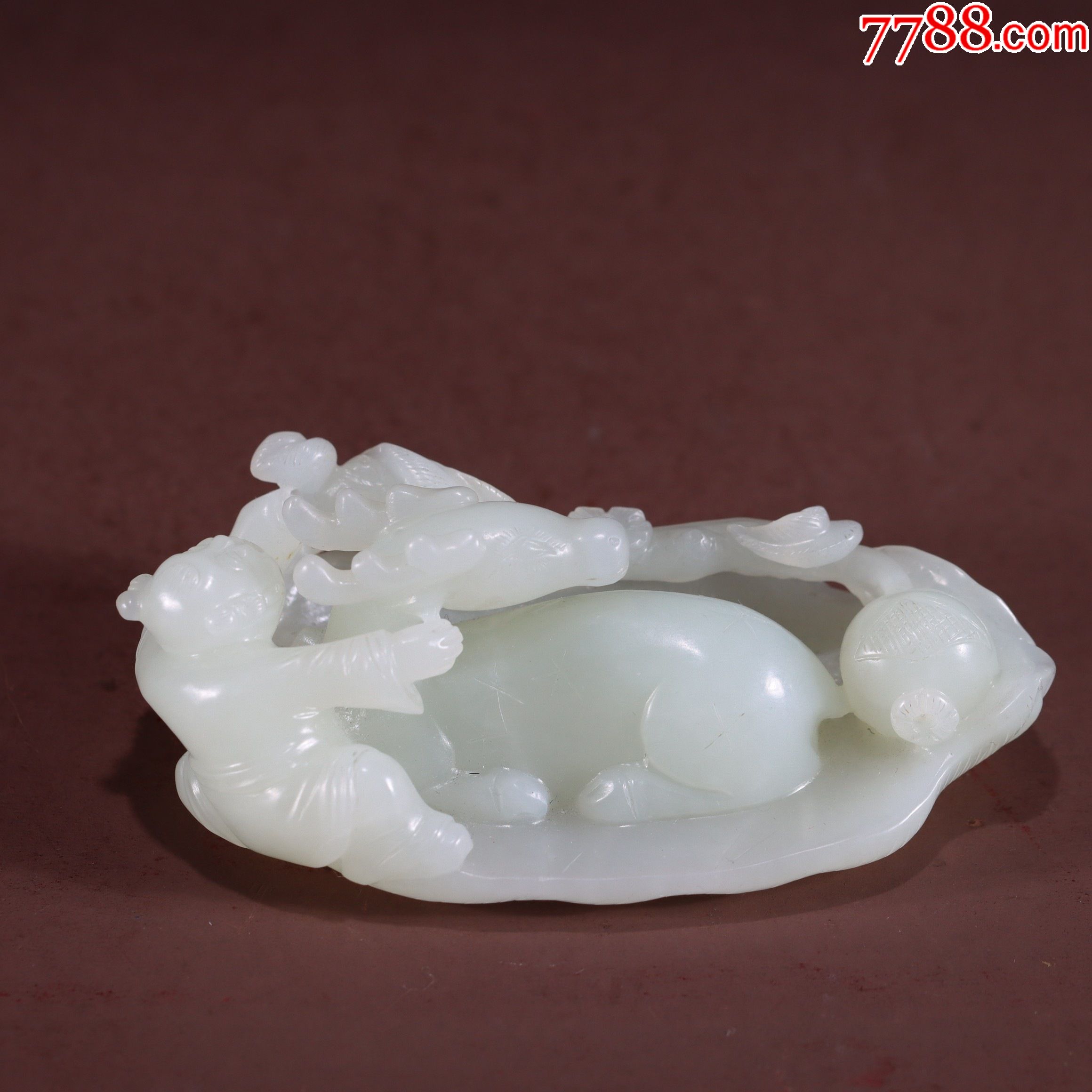 和田玉多子多福童子戏鹿把件