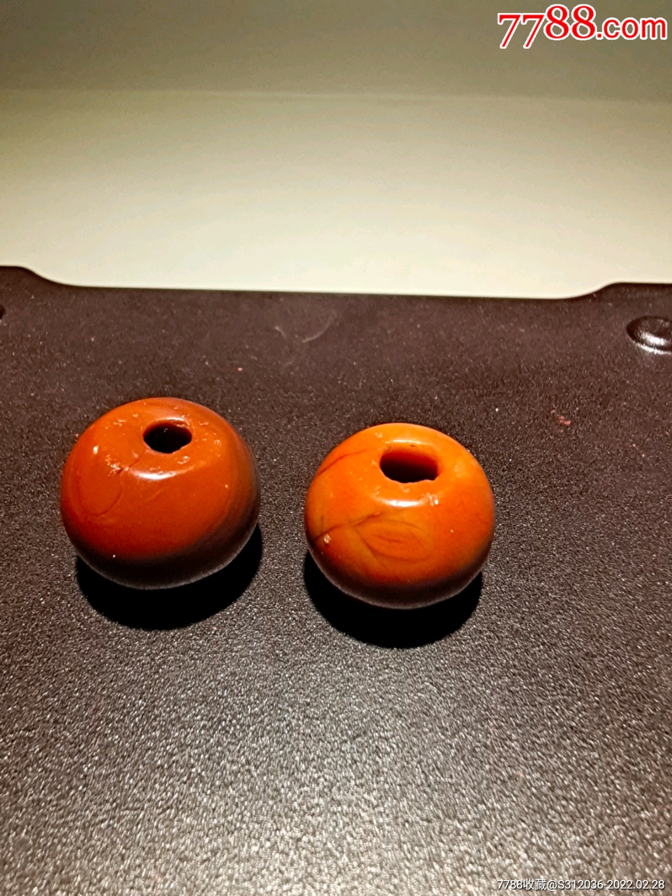 辽金战国红圆珠带暗棱