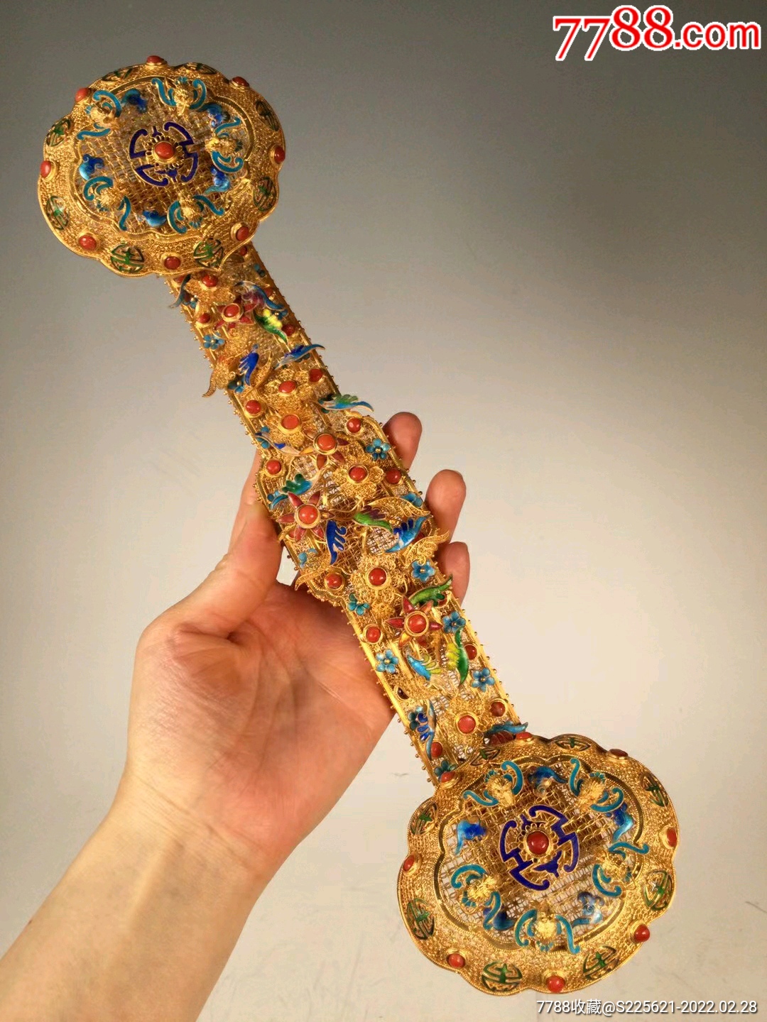 纯银鎏金烧蓝花丝镶嵌珊瑚点翠高浮雕刻福寿双全双头如意