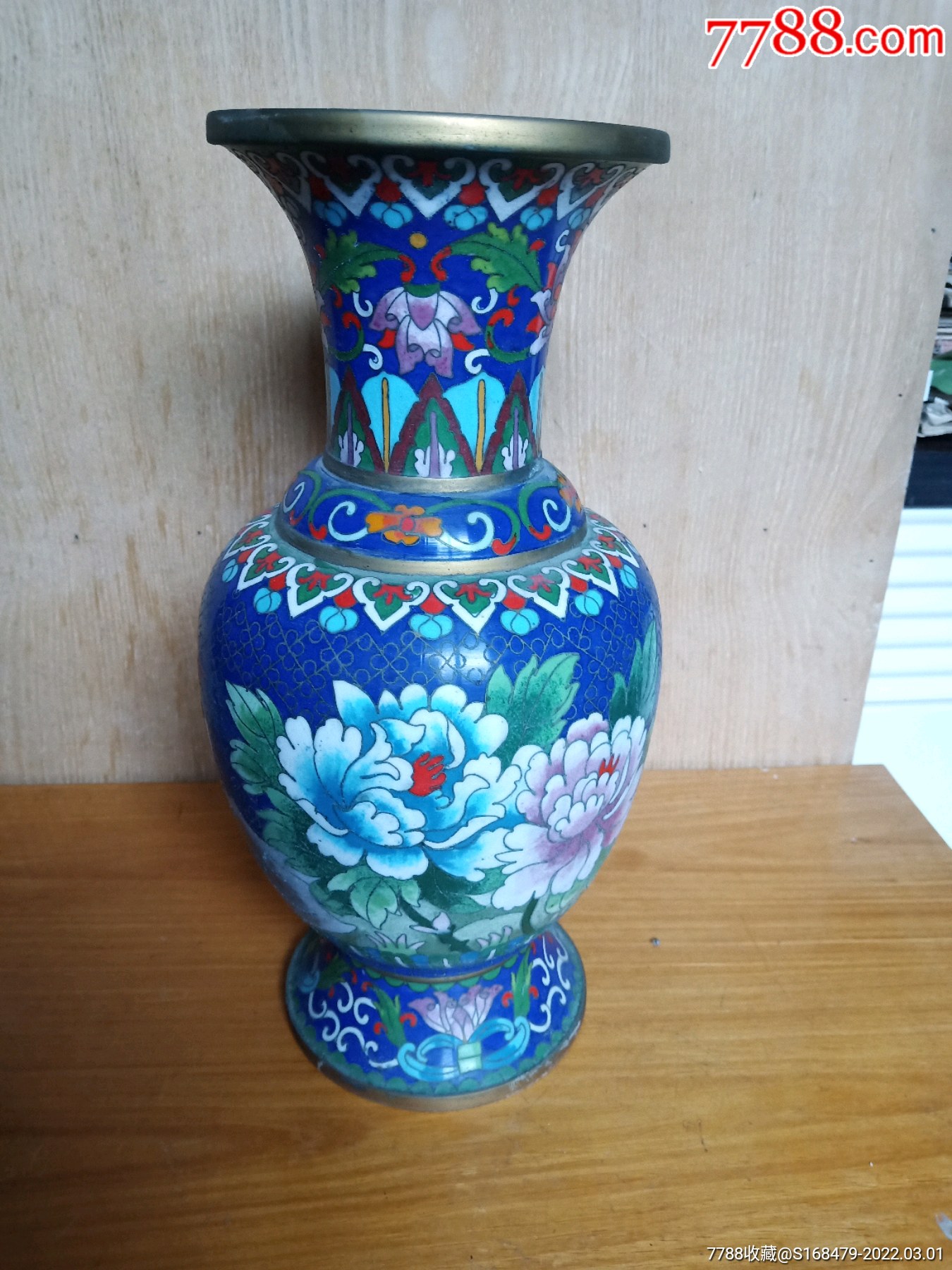 老铜景泰蓝大花瓶