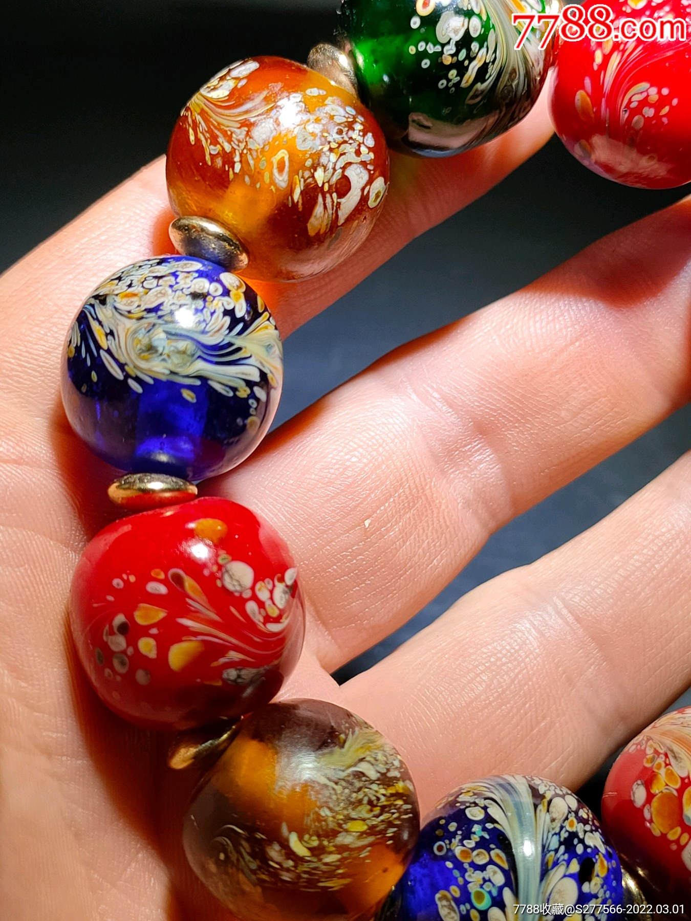 创汇时期的彩绘飞花纹老琉璃珠手串_琉璃饰品_藏宝斋古玩艺术品店【77