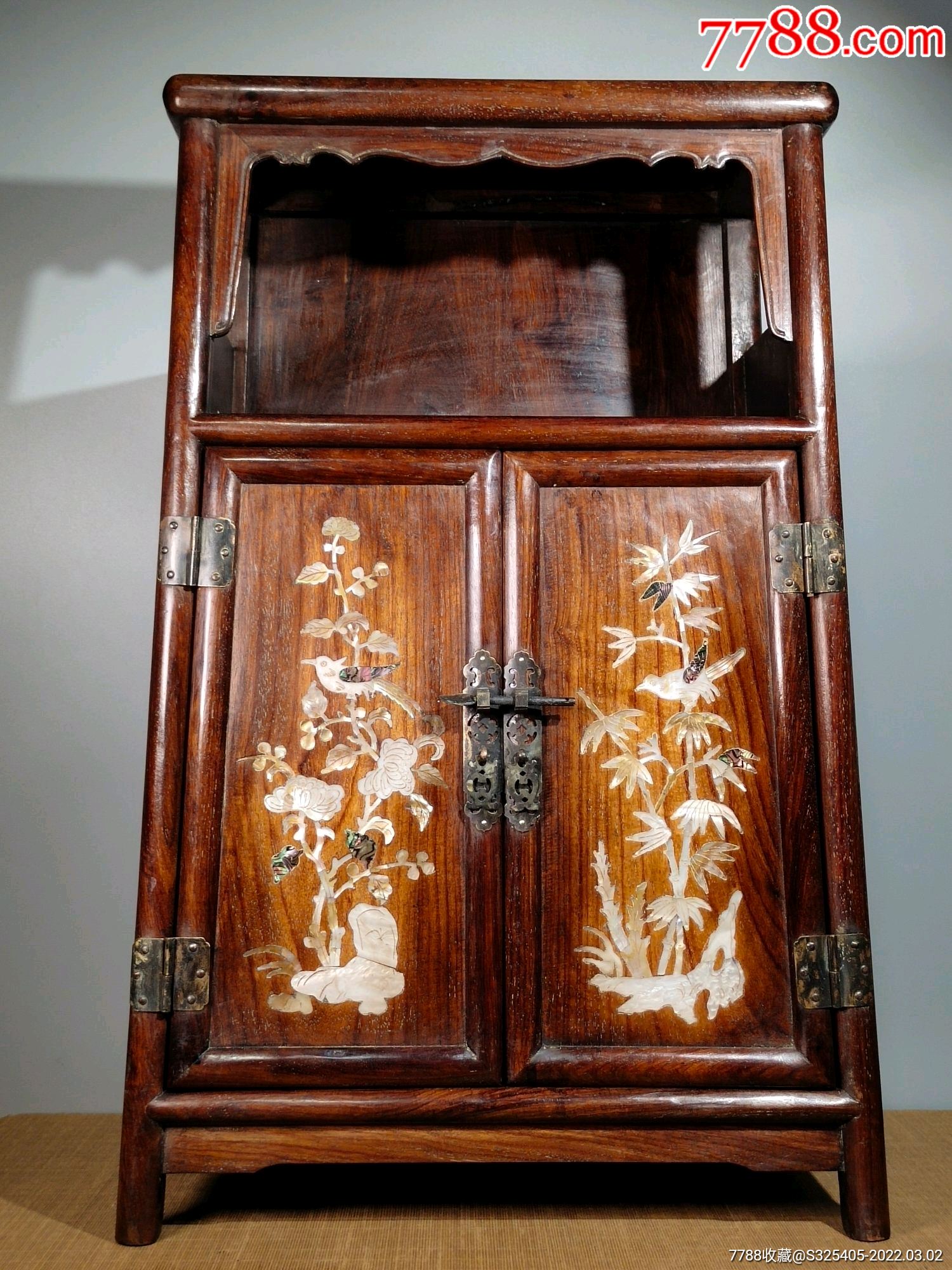木柜花梨木手工镶嵌贝壳柜子摆件长49厘米宽29厘米高75