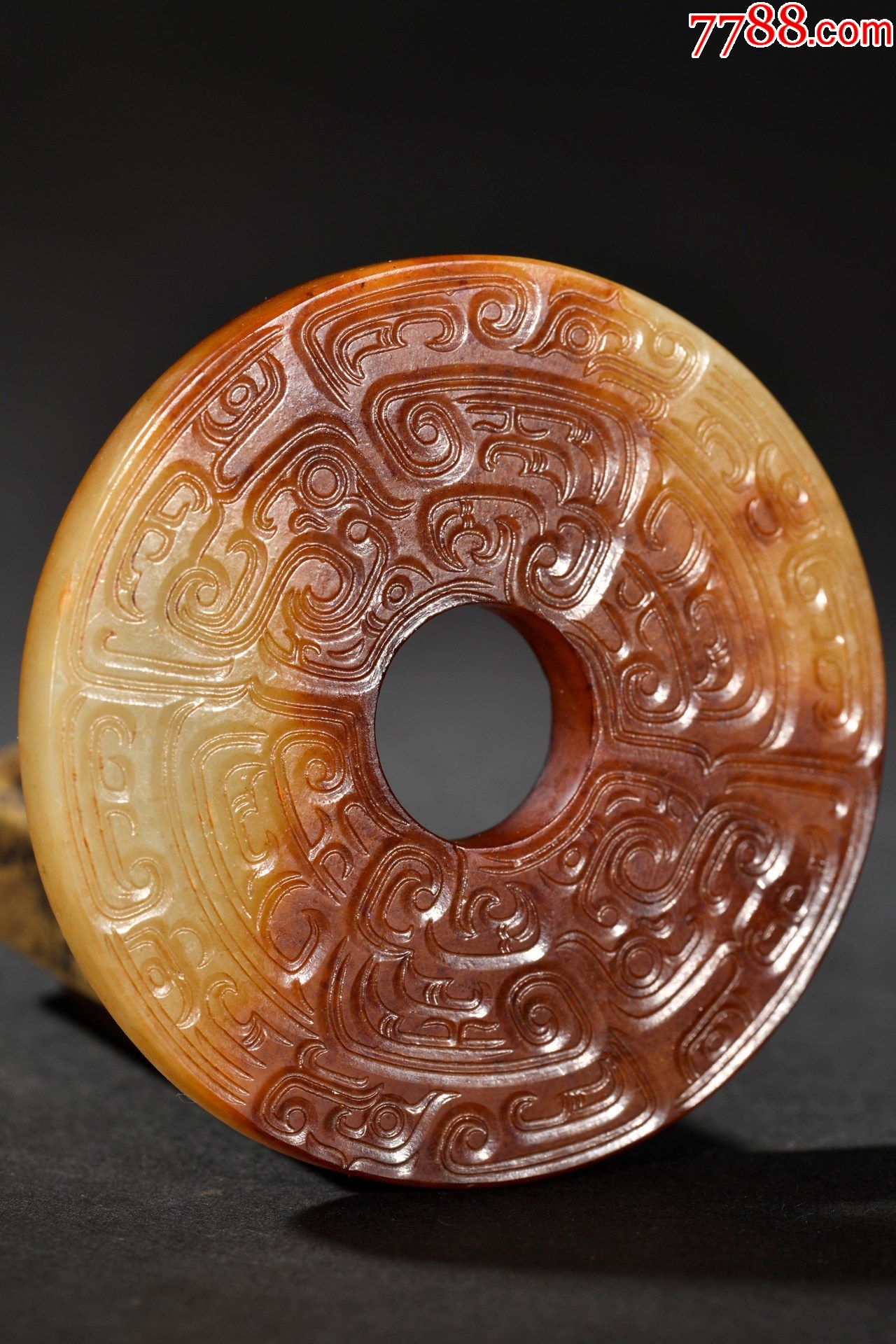 高古和田玉螭龙纹玉璧