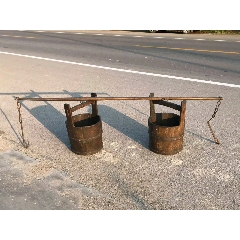 挑水工具一套,木桶,扁担,影视道具,展示展览