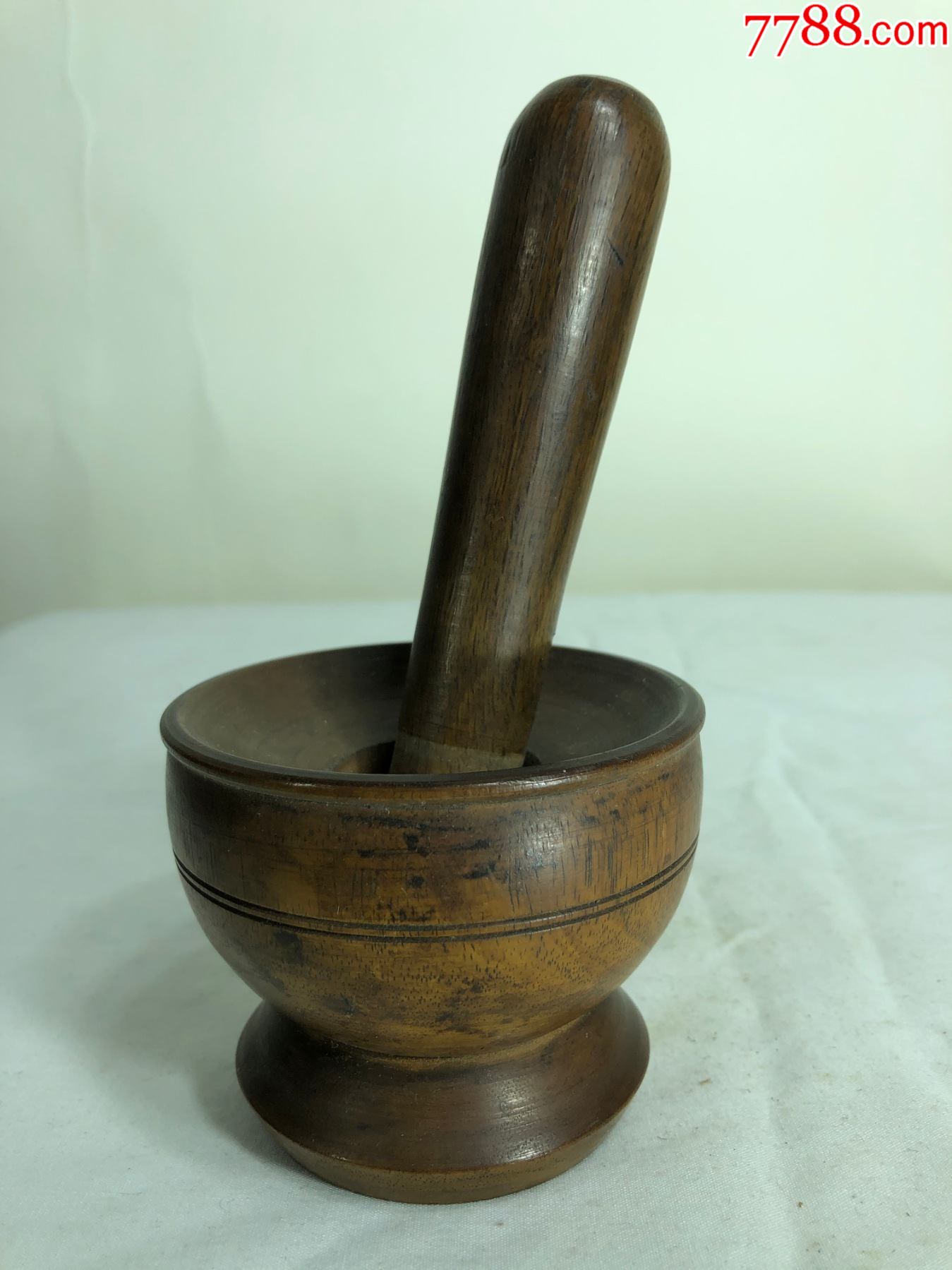 黄花梨木胡椒碾子