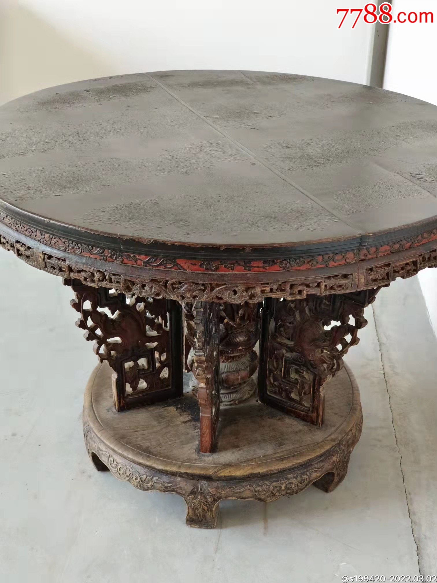 清中期楠木大圆桌做工大气雕工精致每个构件能拆拿组成保存完整