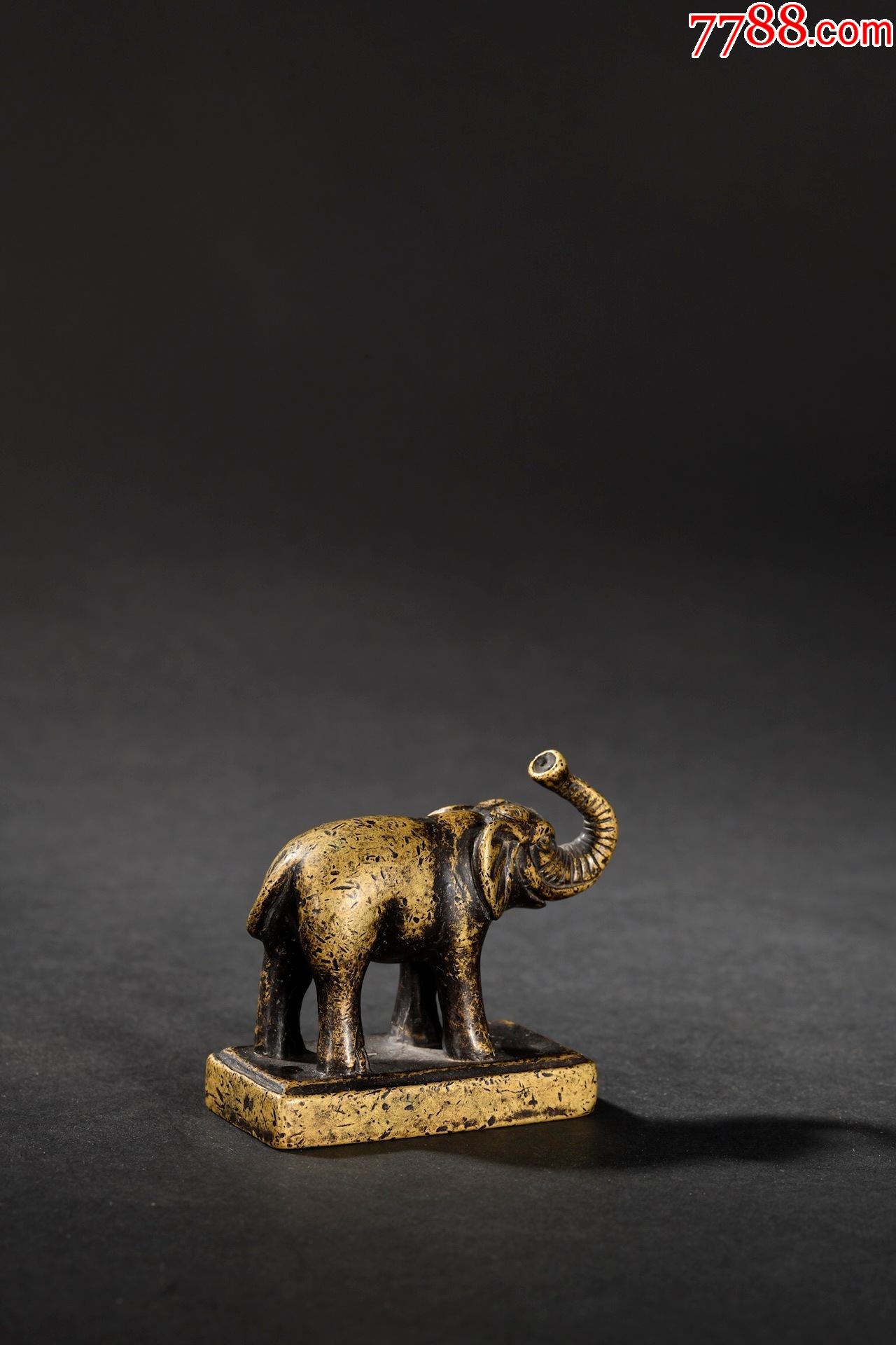 铜制太平有象钮印章