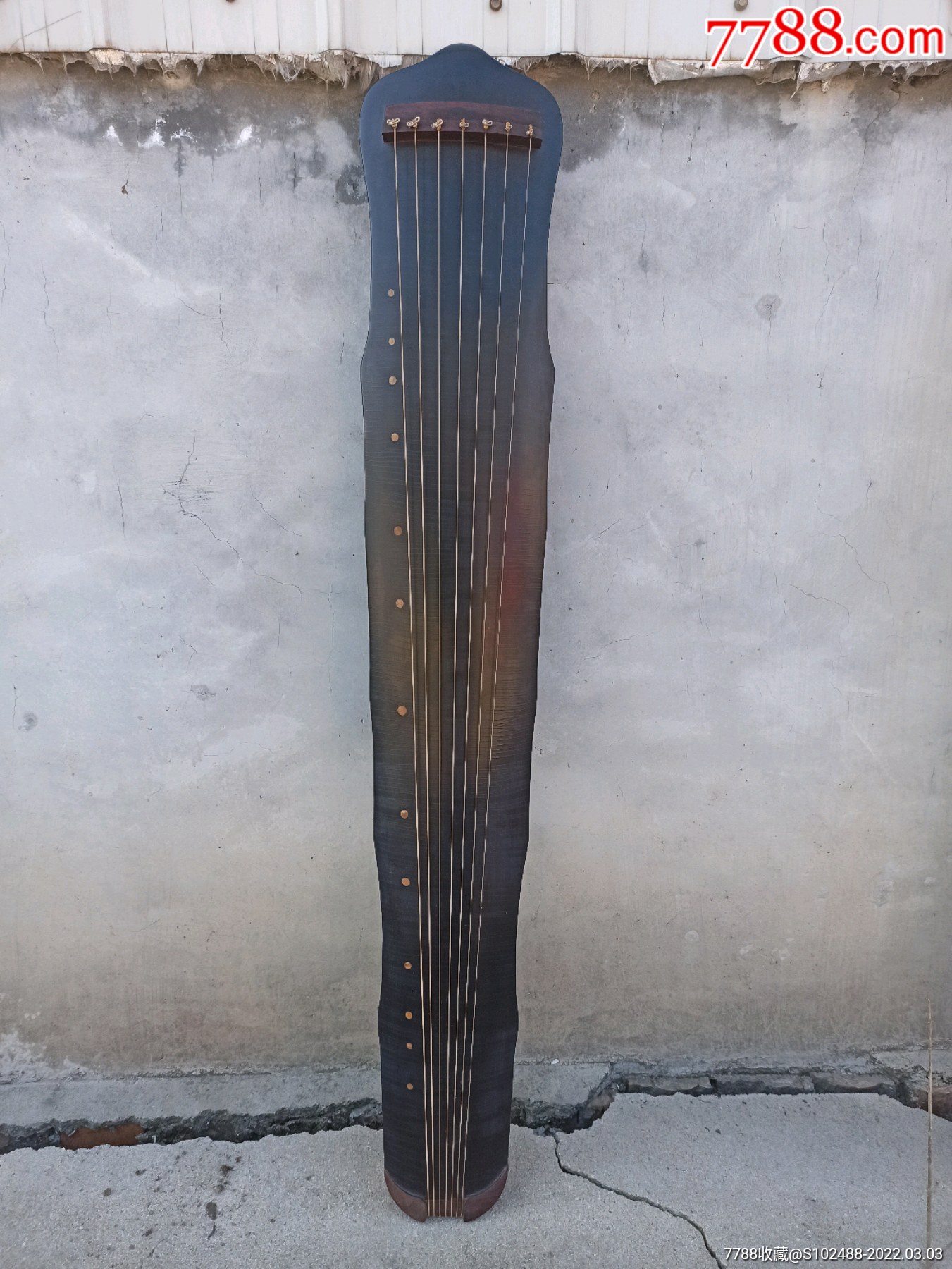 蕉叶式古琴一把