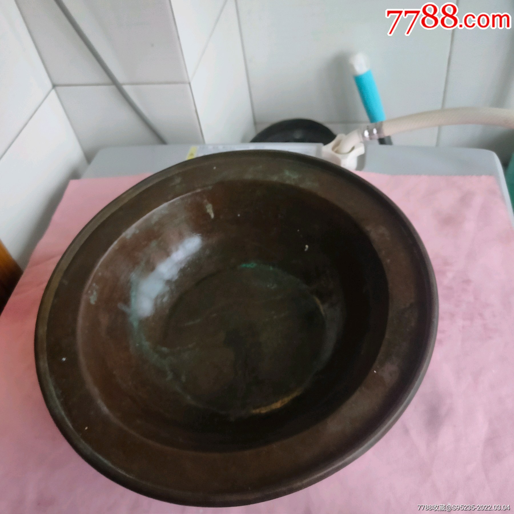 古代有钱人用的漂亮厚重做工精致的铜洗手盆