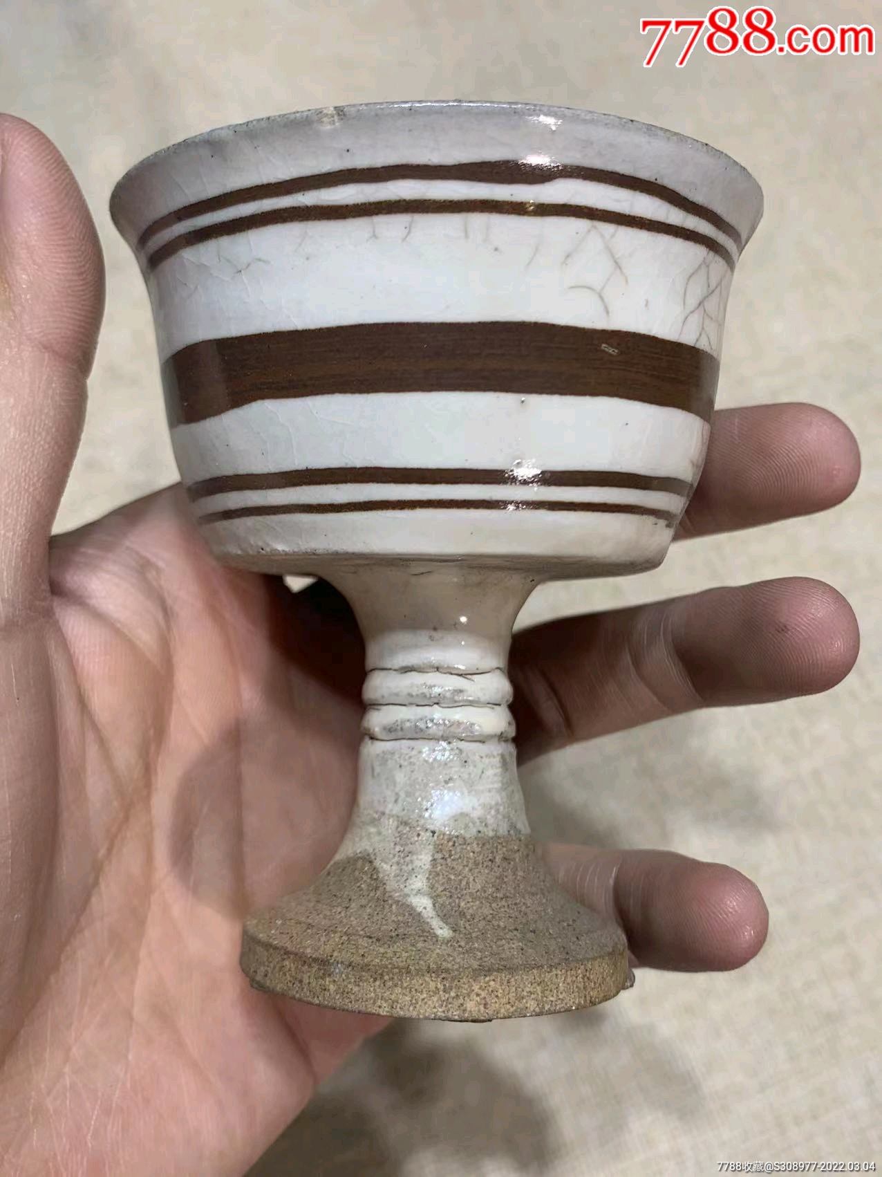 宋代白釉高足杯