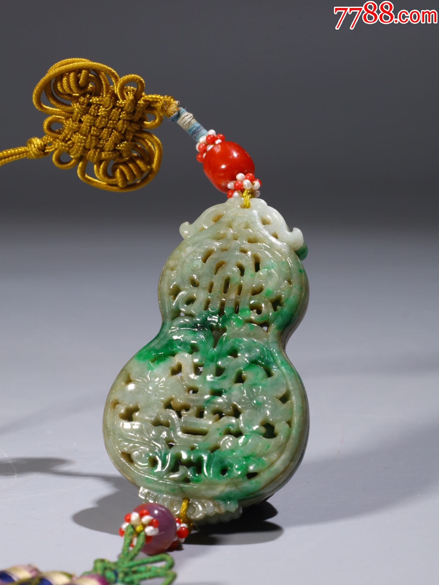 翡翠镂雕花卉纹大吉葫芦形香囊a84s170f-价格:23000元-se85700103-翡