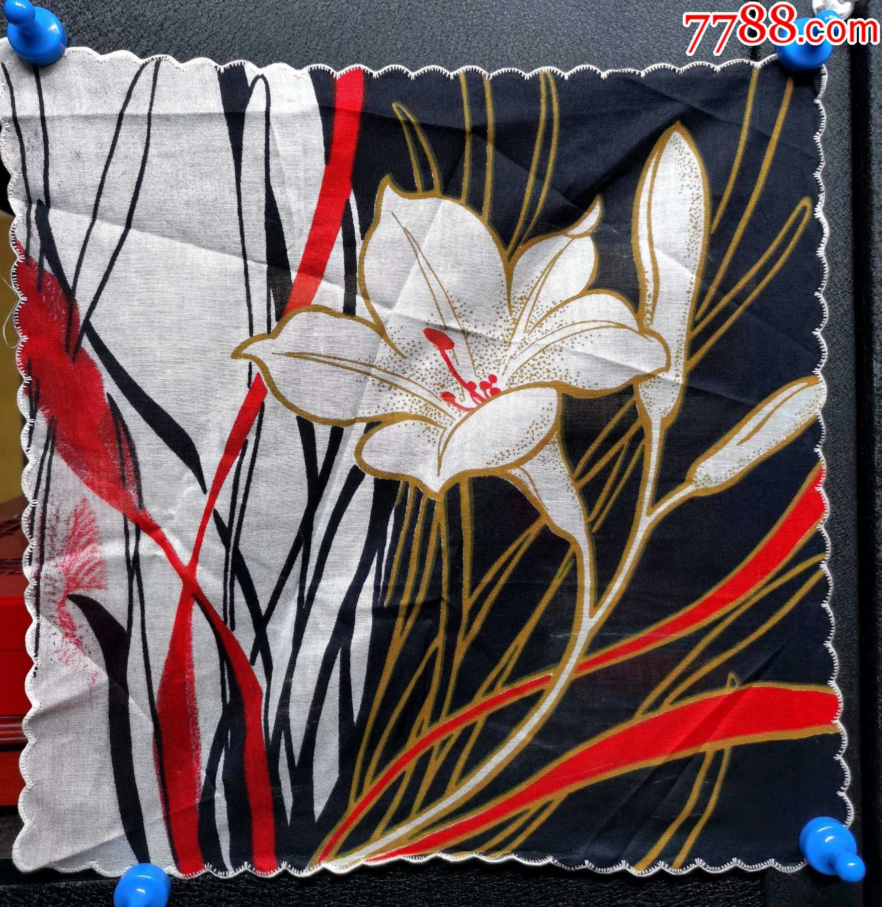 八十年代手帕4个未使用过有2个贴商标