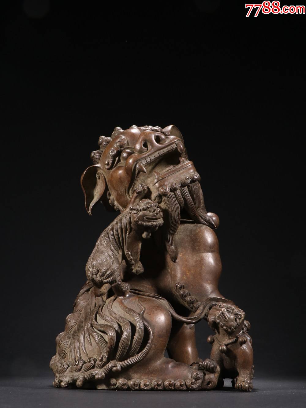 铜造太师少师摆件