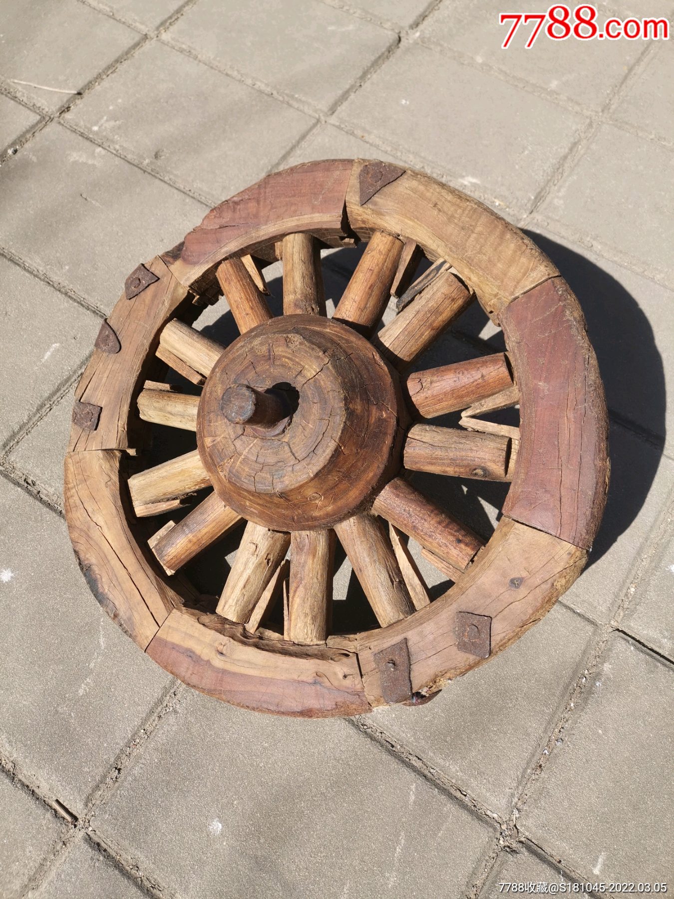 品相一流的枣木车轮一个财源滚滚摆件