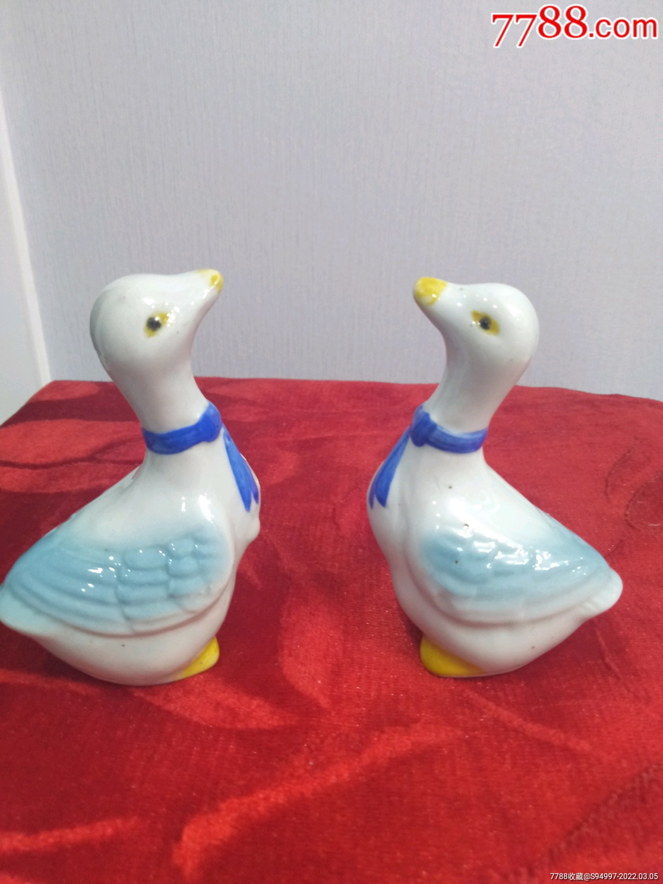瓷鹅摆件