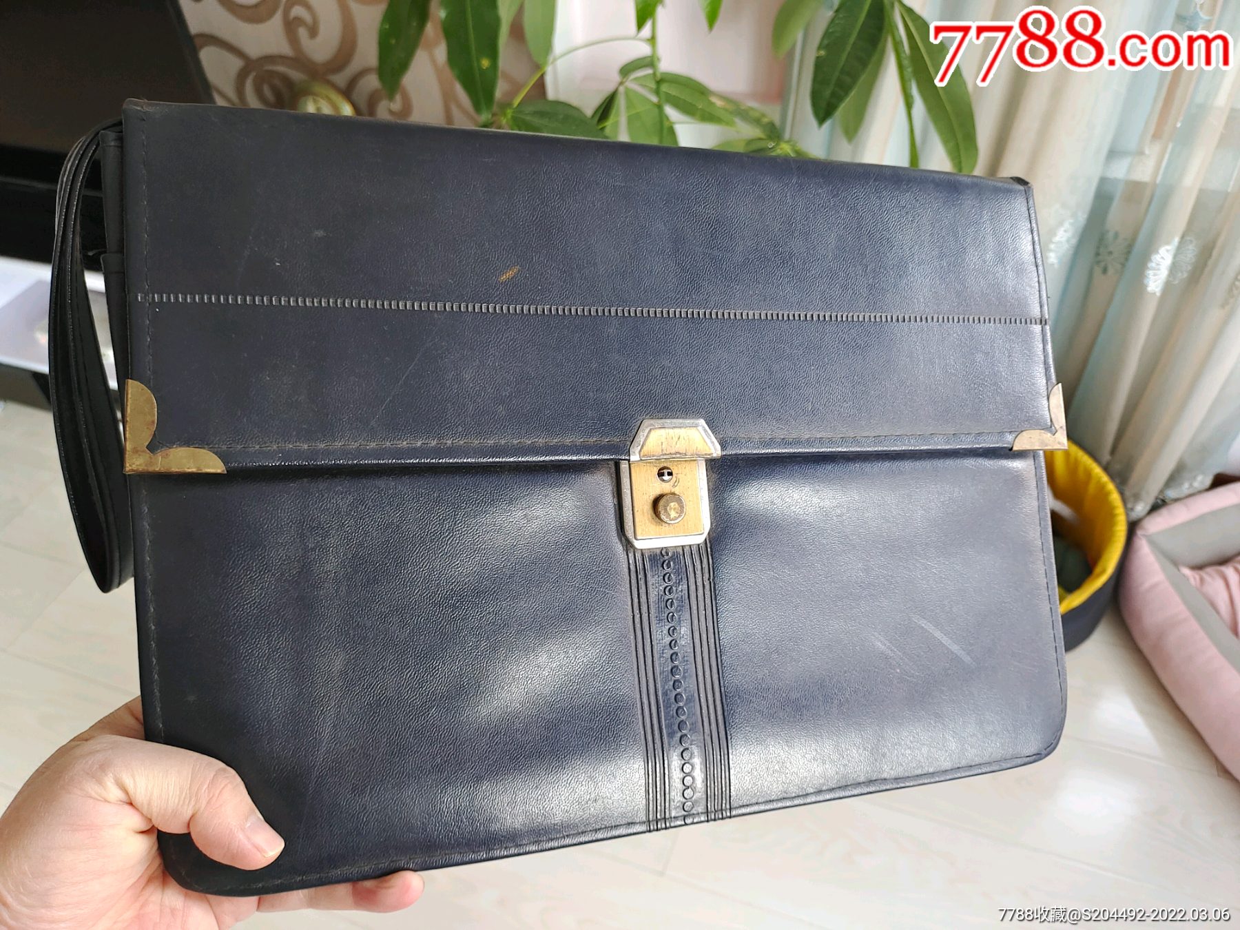 公文包手包老式上世纪90年代老物件年代久远存在破损尺寸3424