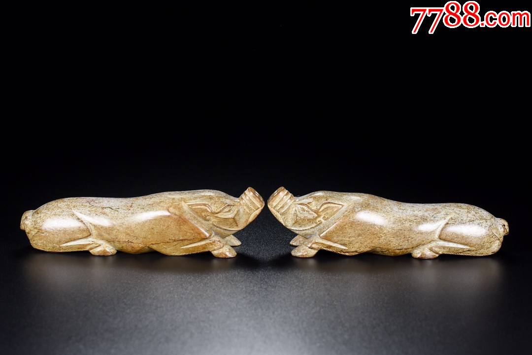 旧藏和田玉汉代握猪一对