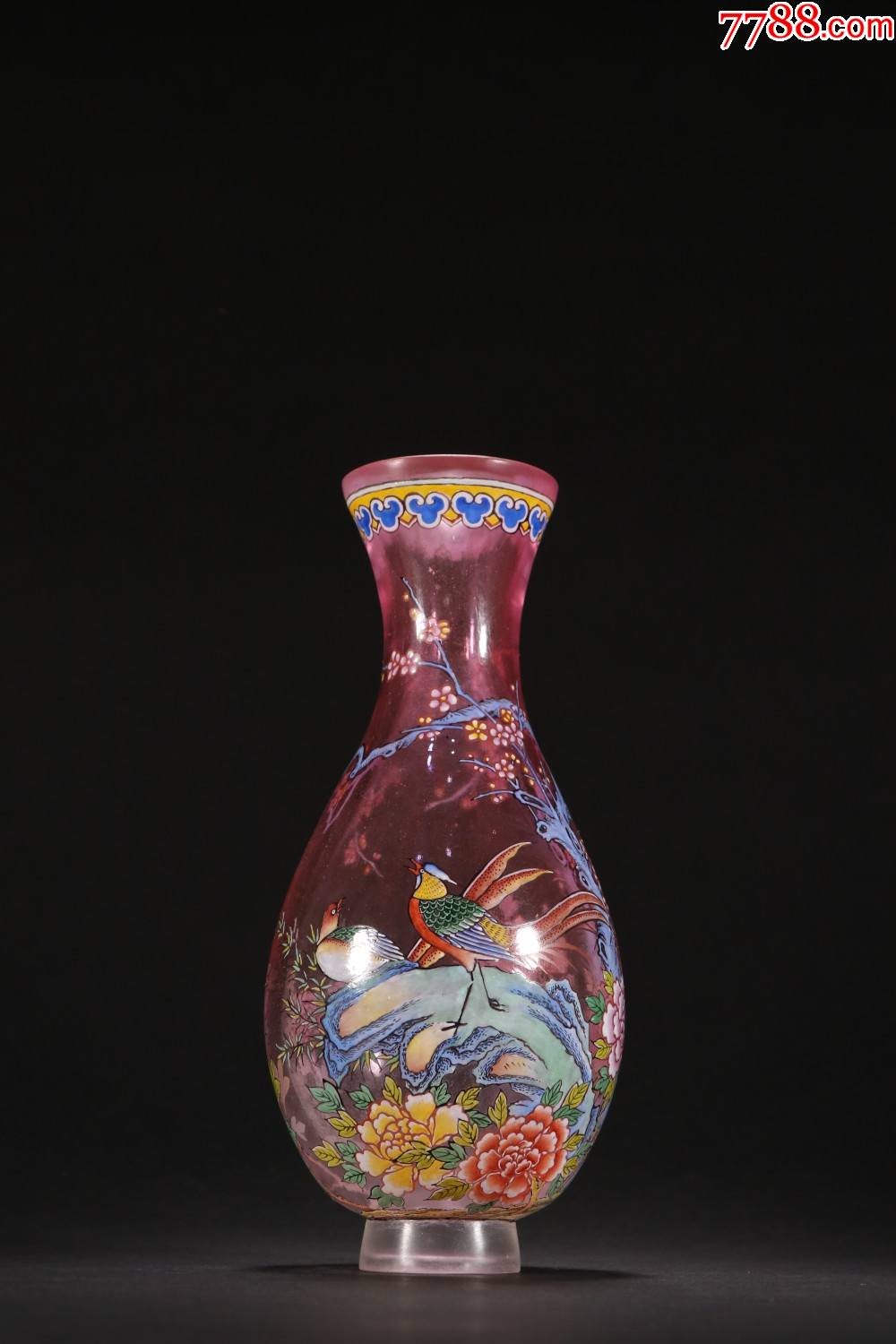 琉璃彩绘花鸟纹瓶