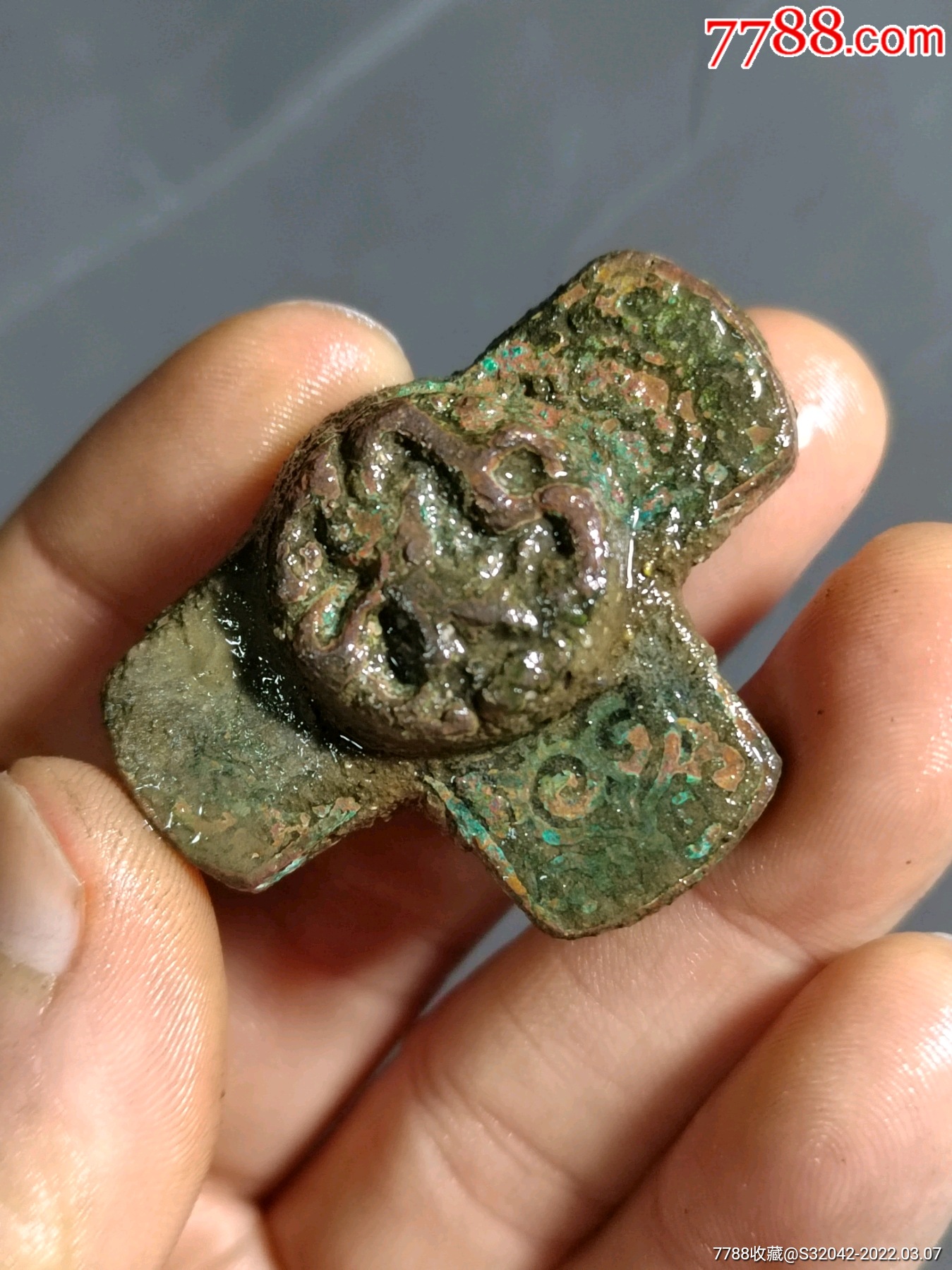 辽金龙纹青铜车马件件