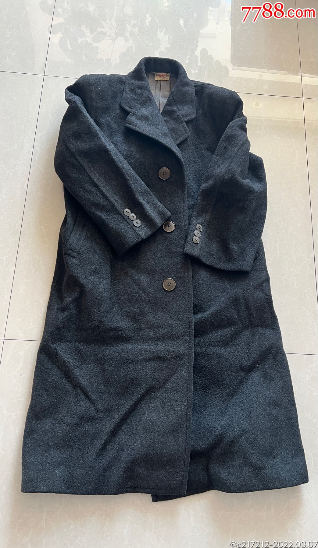 民国时期男士休闲大衣