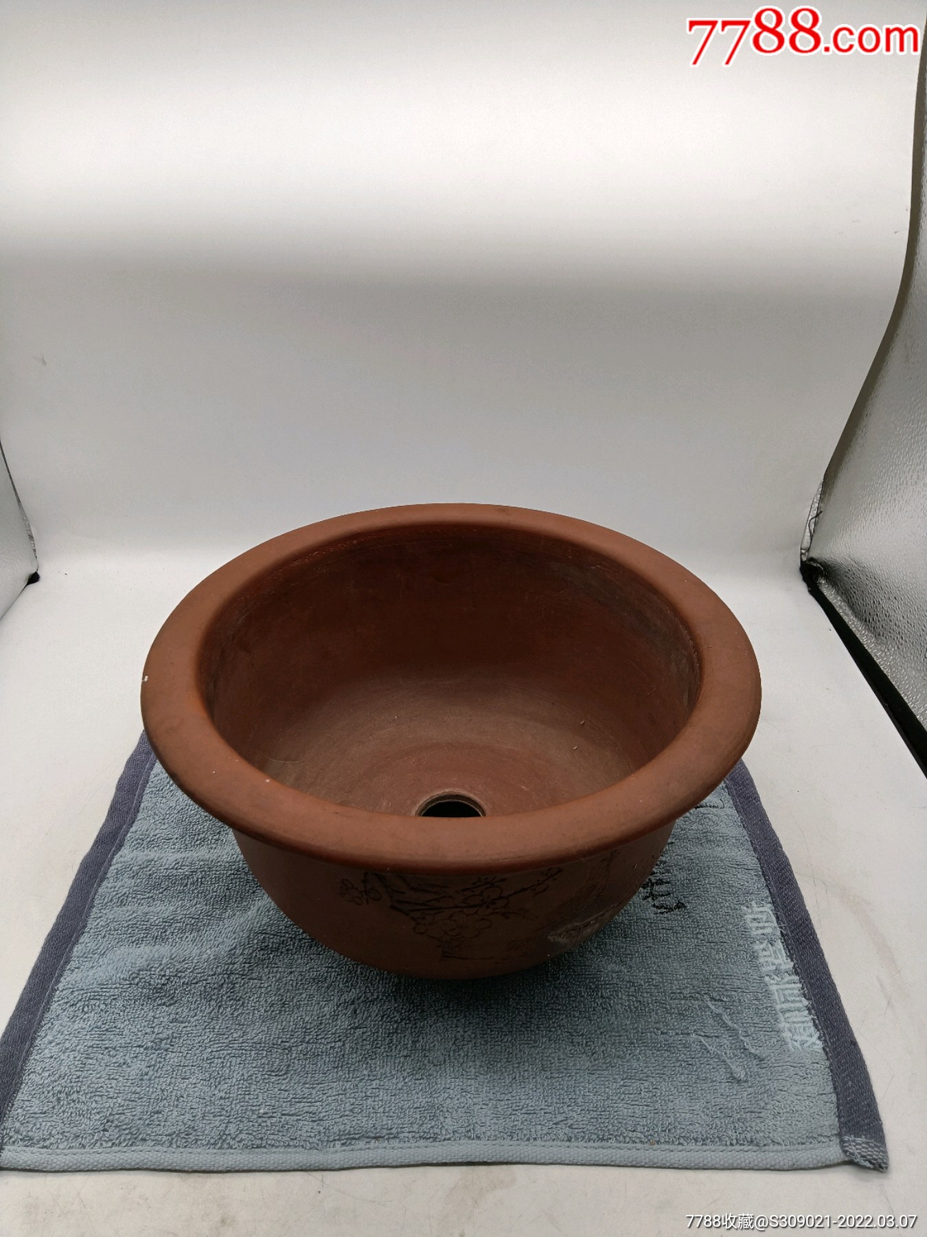 文革紫砂金钟盆