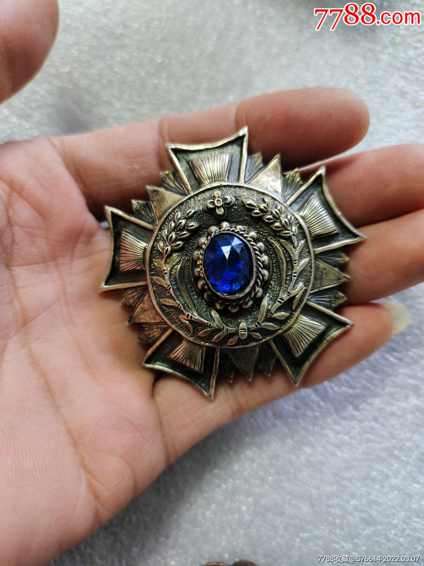 云南王龙云第十路军总指挥奖-主题徽章-7788油纸伞