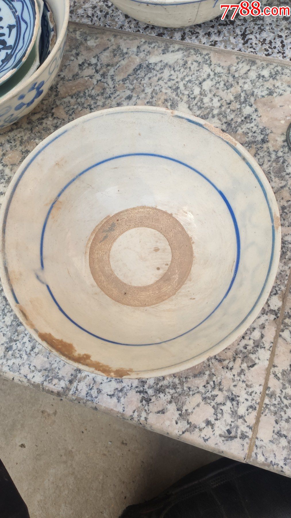 瓷器类青花瓷老碗一个有磕碰