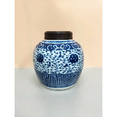 青花缠枝牡丹纹玉壶春瓶- 故宫博物院