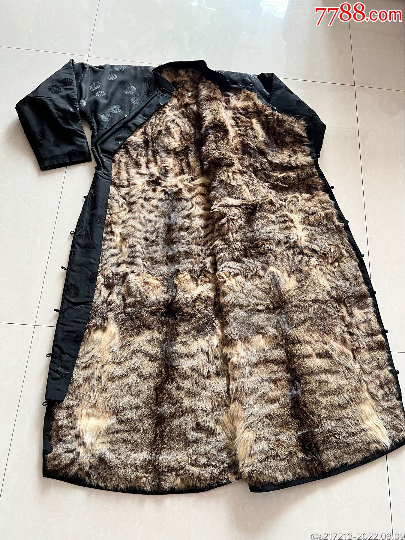 民国时期女士皮草旗袍