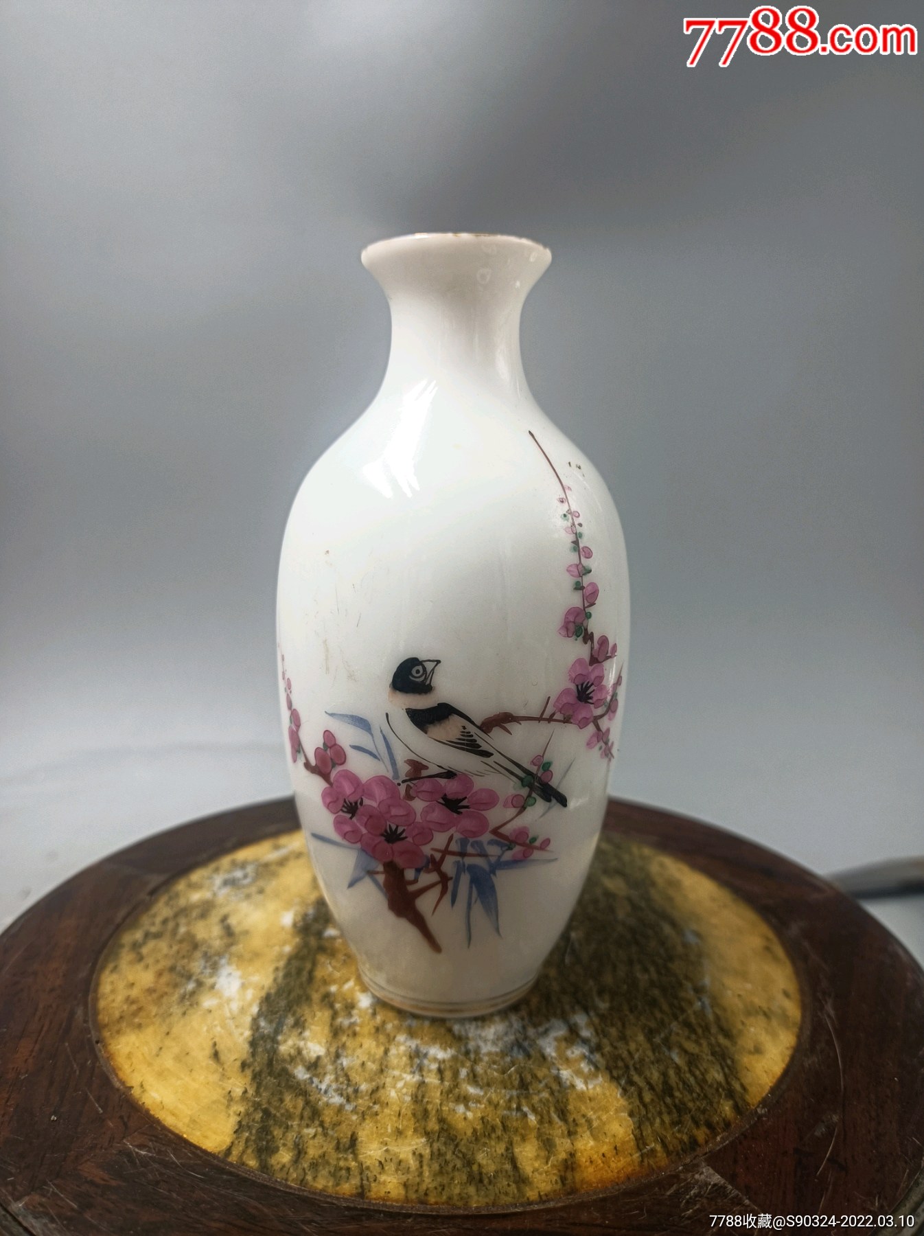 精美567手绘喜鹊登梅小赏瓶