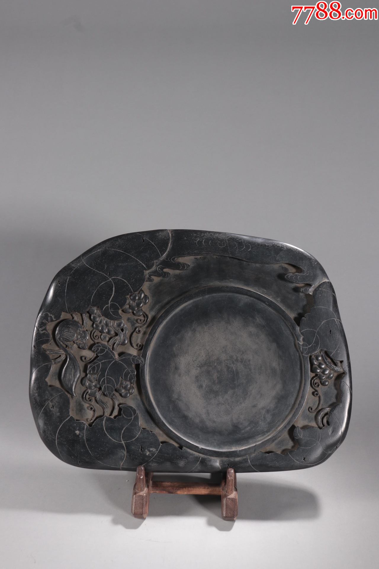 老坑端石"松树葡萄"文房砚台_端砚_图片价值_收藏交易_7788小人书