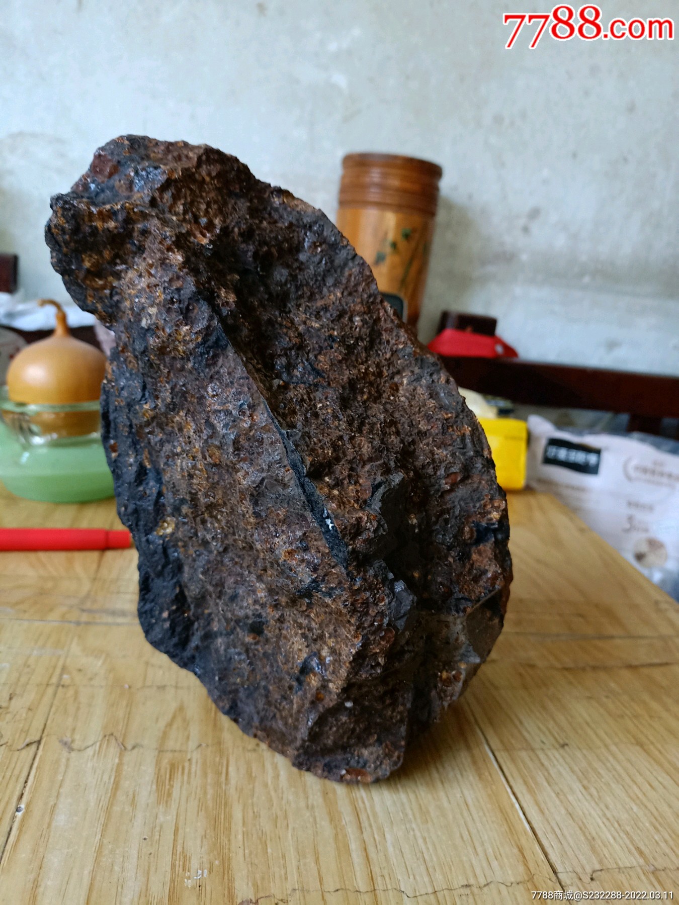 煤琥珀原石图片及价格图片