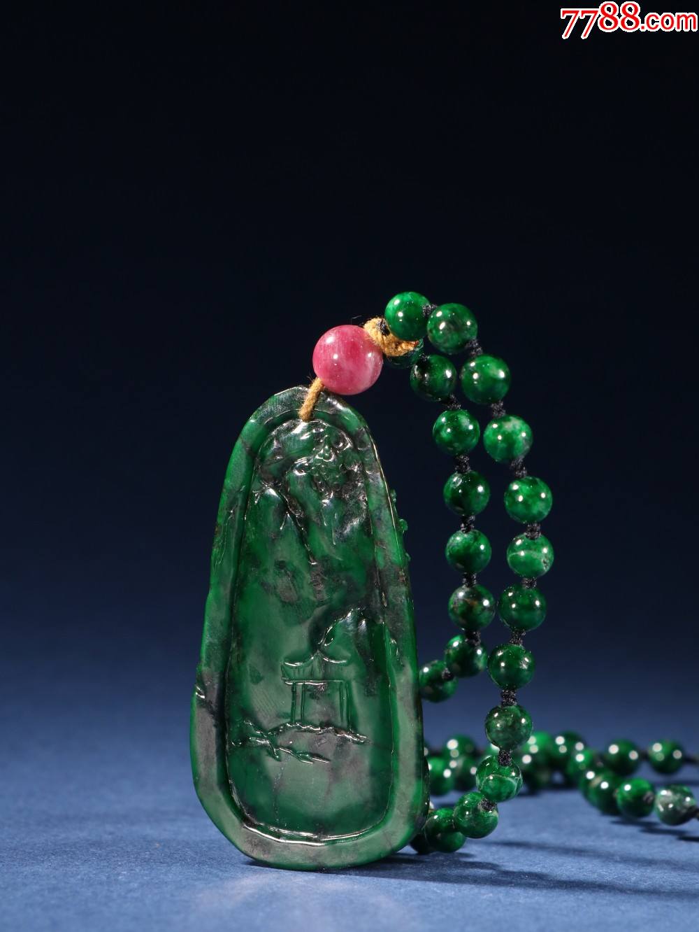 干青翡翠山水人物挂件