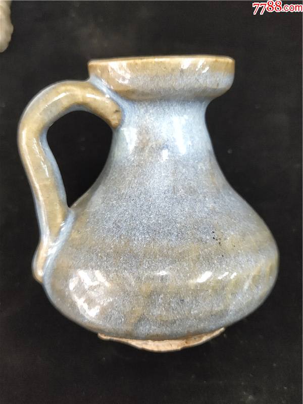 宋代钧窑窑变小执壶