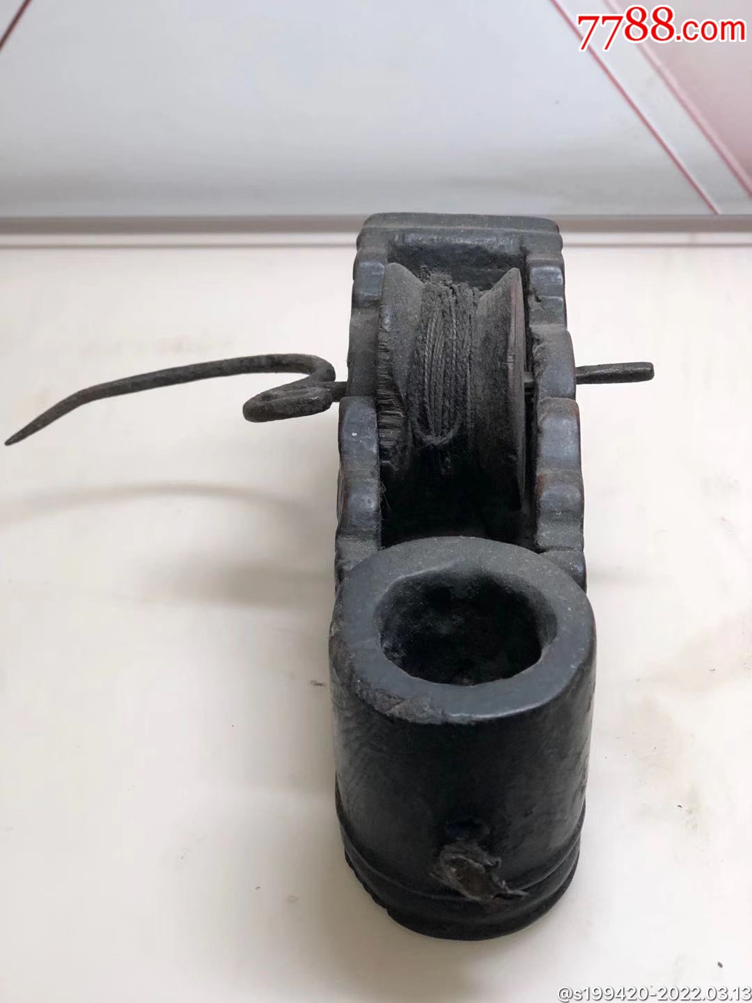 清代楠木墨斗精雕细琢一木整挖尺寸15457