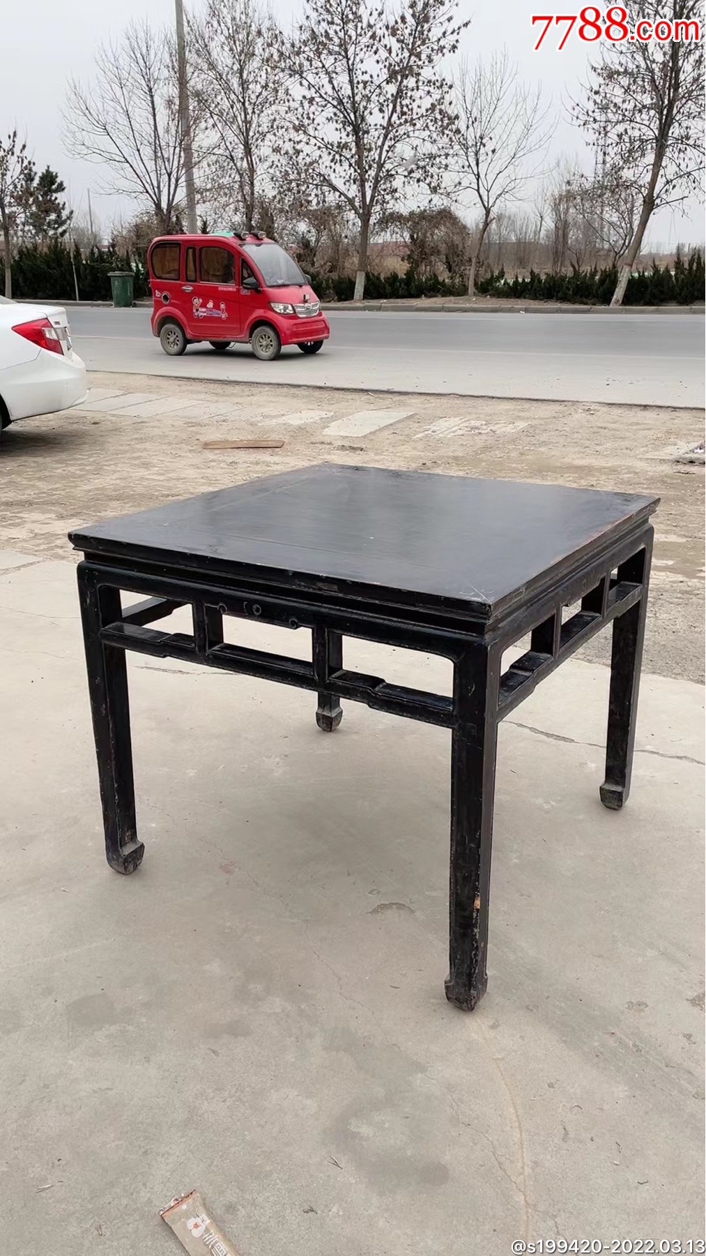 清代榆木八仙桌长宽95高81结实牢固做工精致