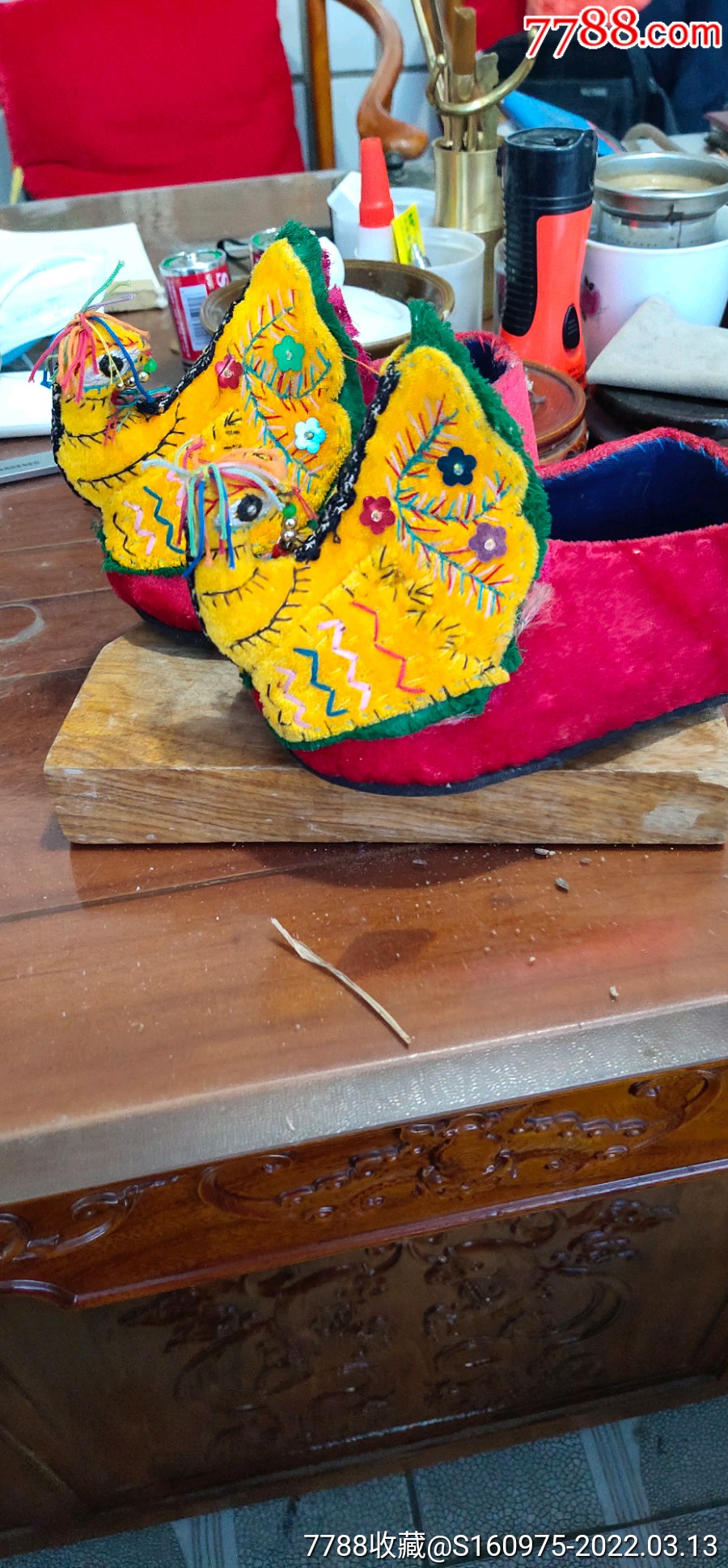 绣花幼儿凤头鞋一双全新未使用