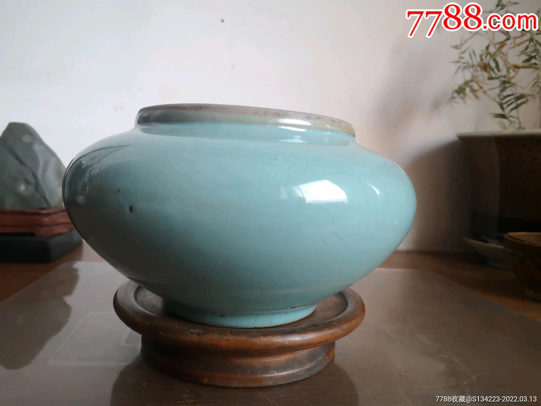 晚清民国湖蓝釉笔洗