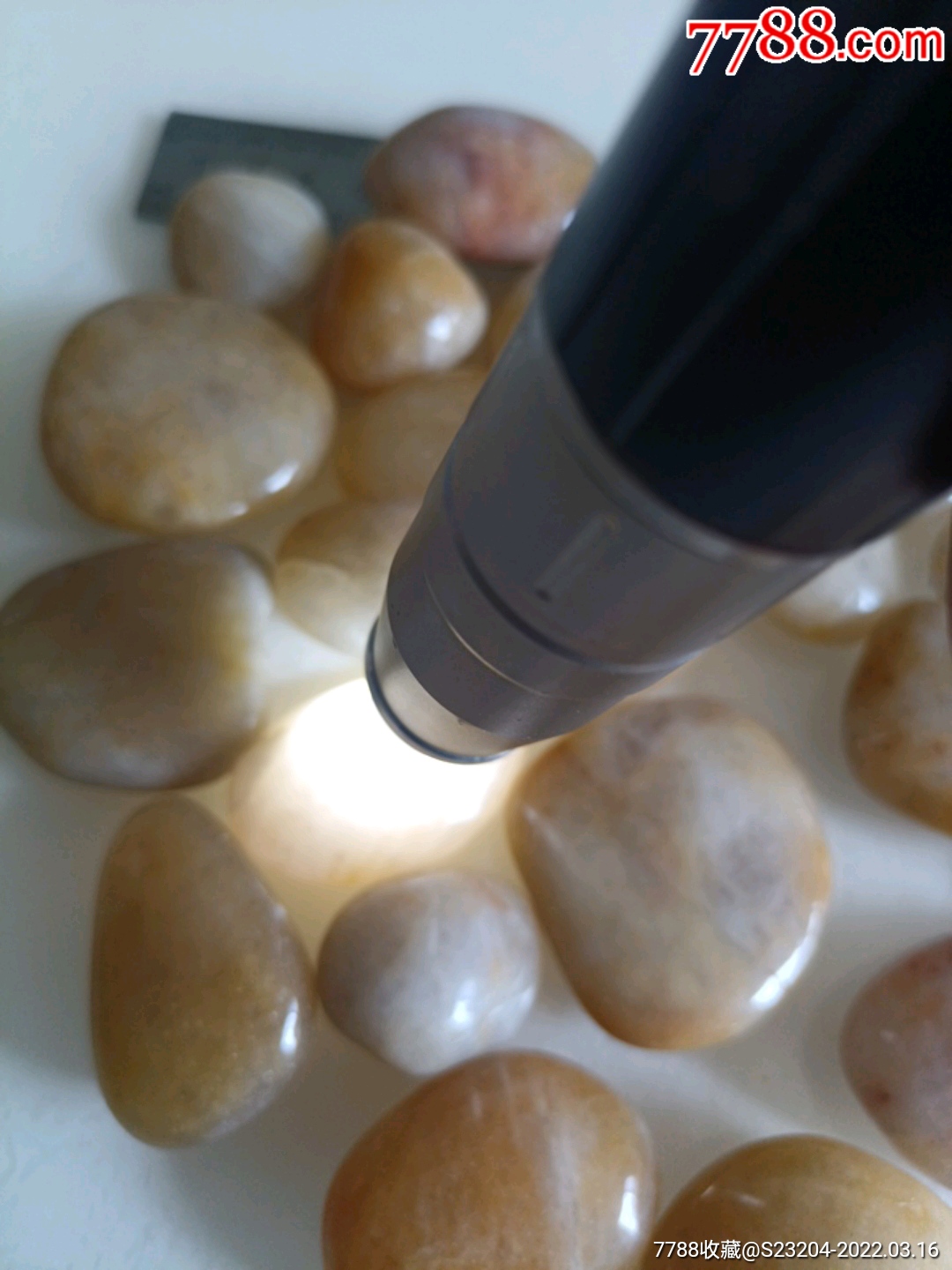 雨花石蛋白石一堆