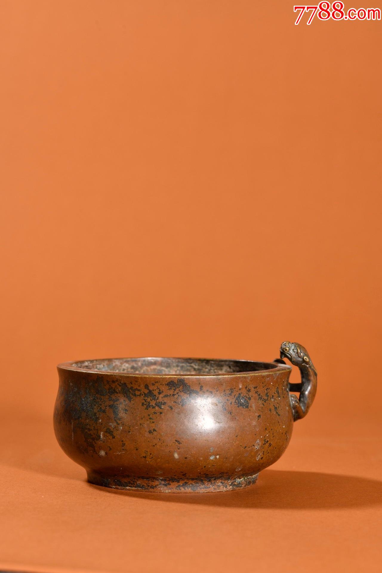 旧藏铜制螭龙香炉