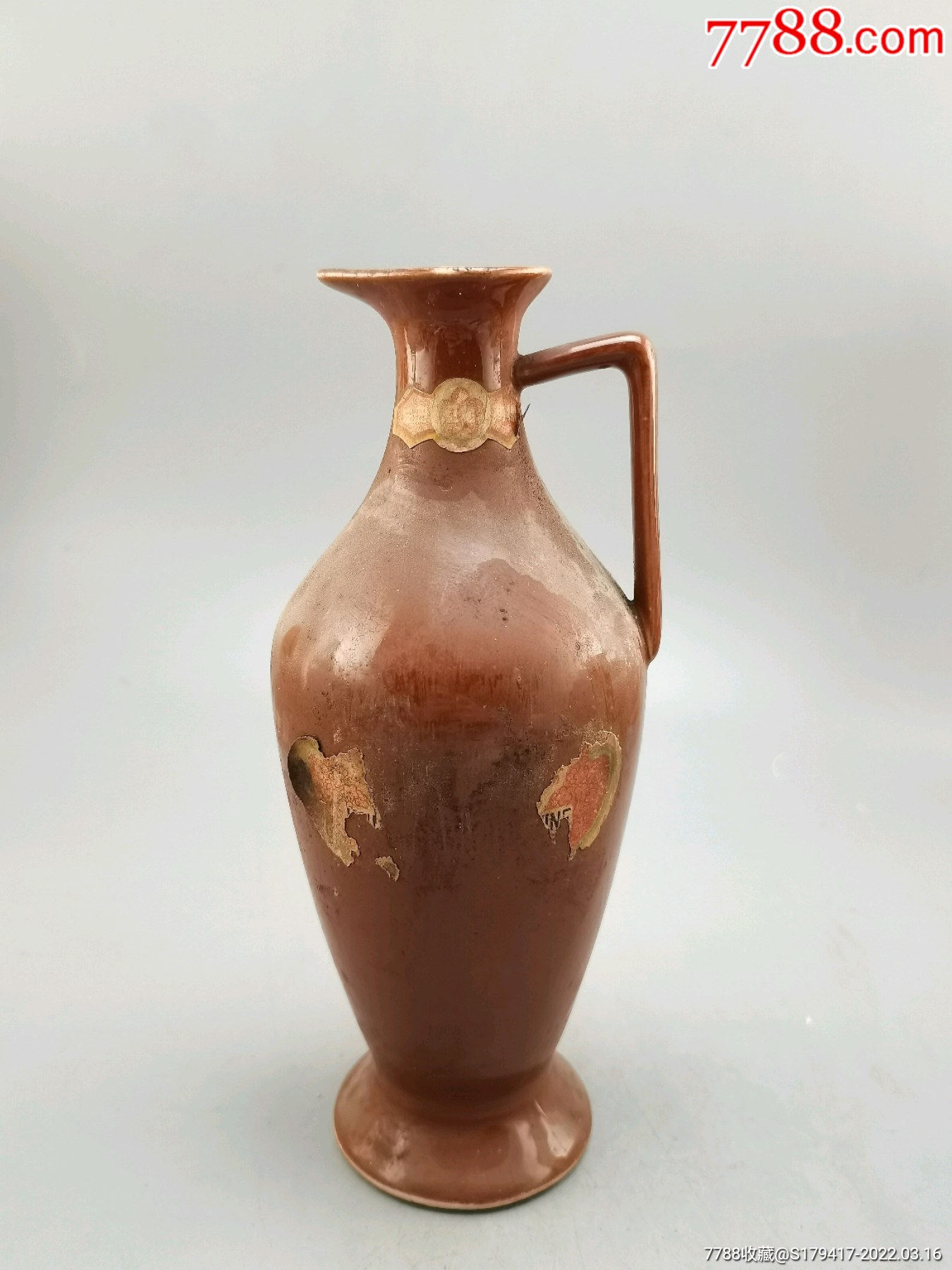 5060年代最早期大连酒厂出口的红梅牌木塞凤嘴瓶